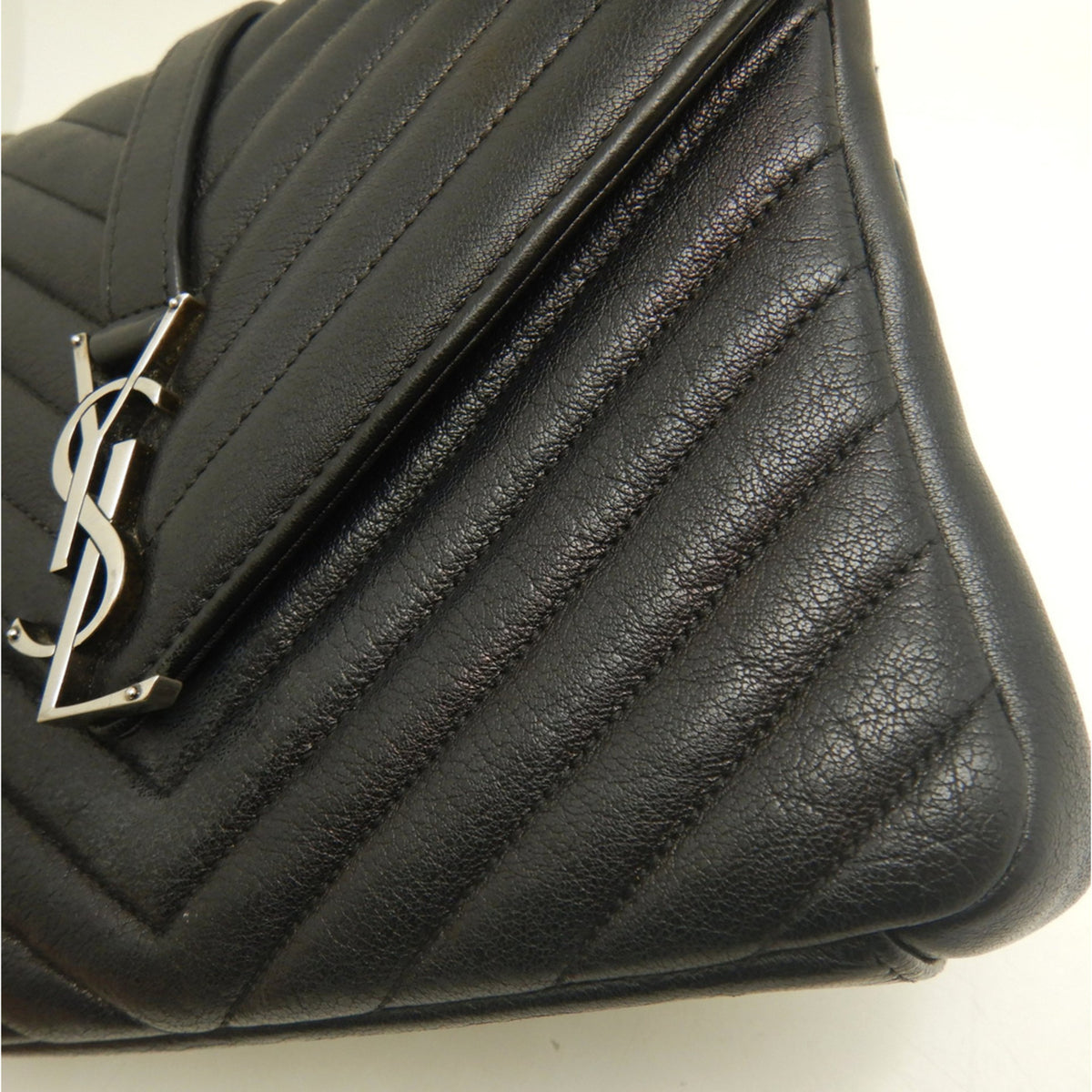 Yves Saint Laurent Black Leather School Bag Shoulder Bag (Pre-Owned)
