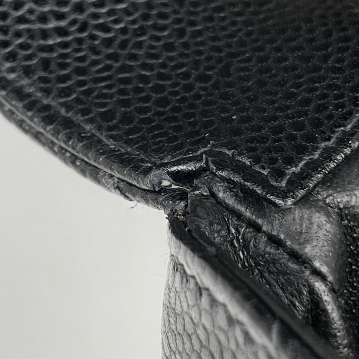 Chanel Matelasse Black Grained Calfskin Shoulder Bag (Pre-Owned)