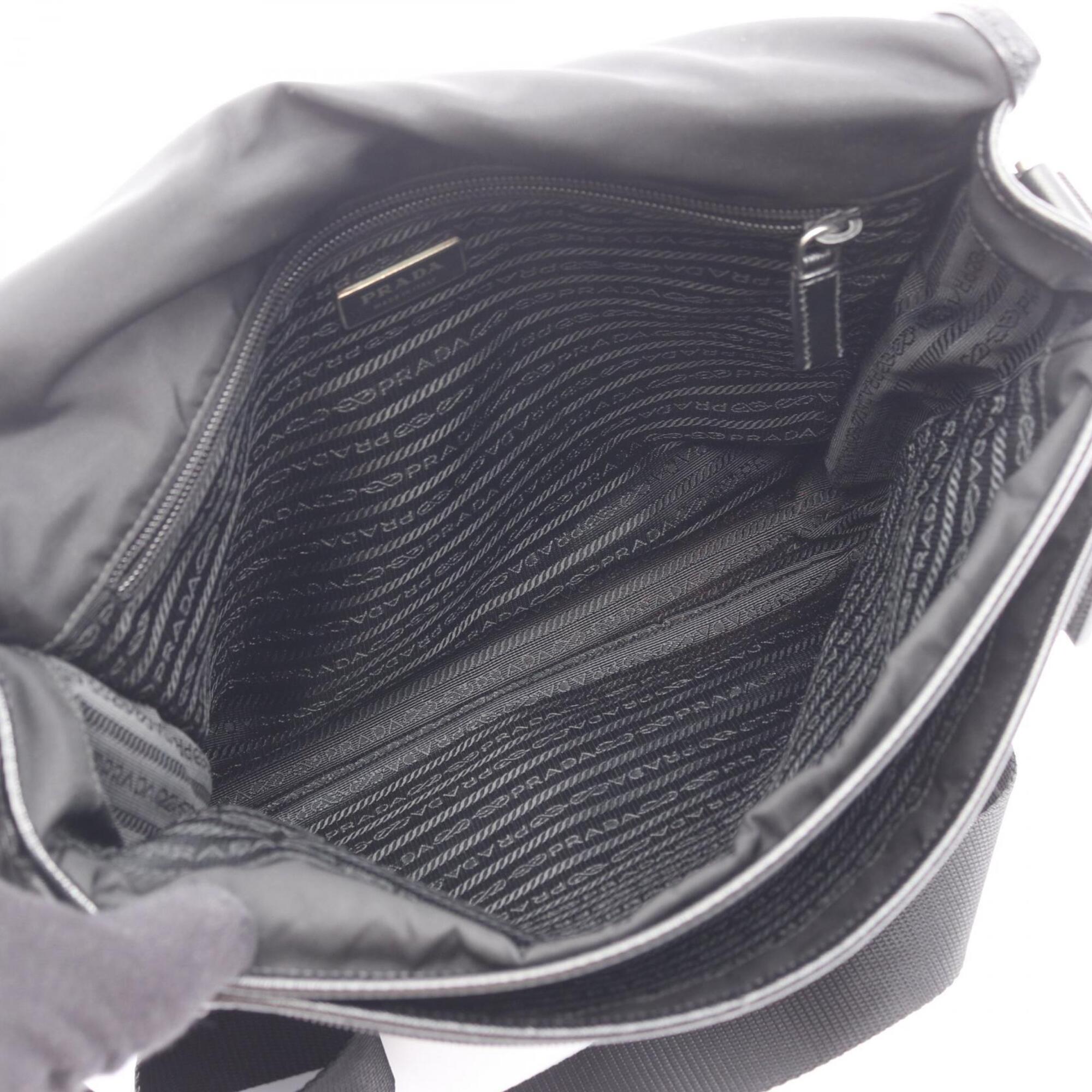 Prada Black Nylon Handbag Shoulder Bag (Pre-Owned)
