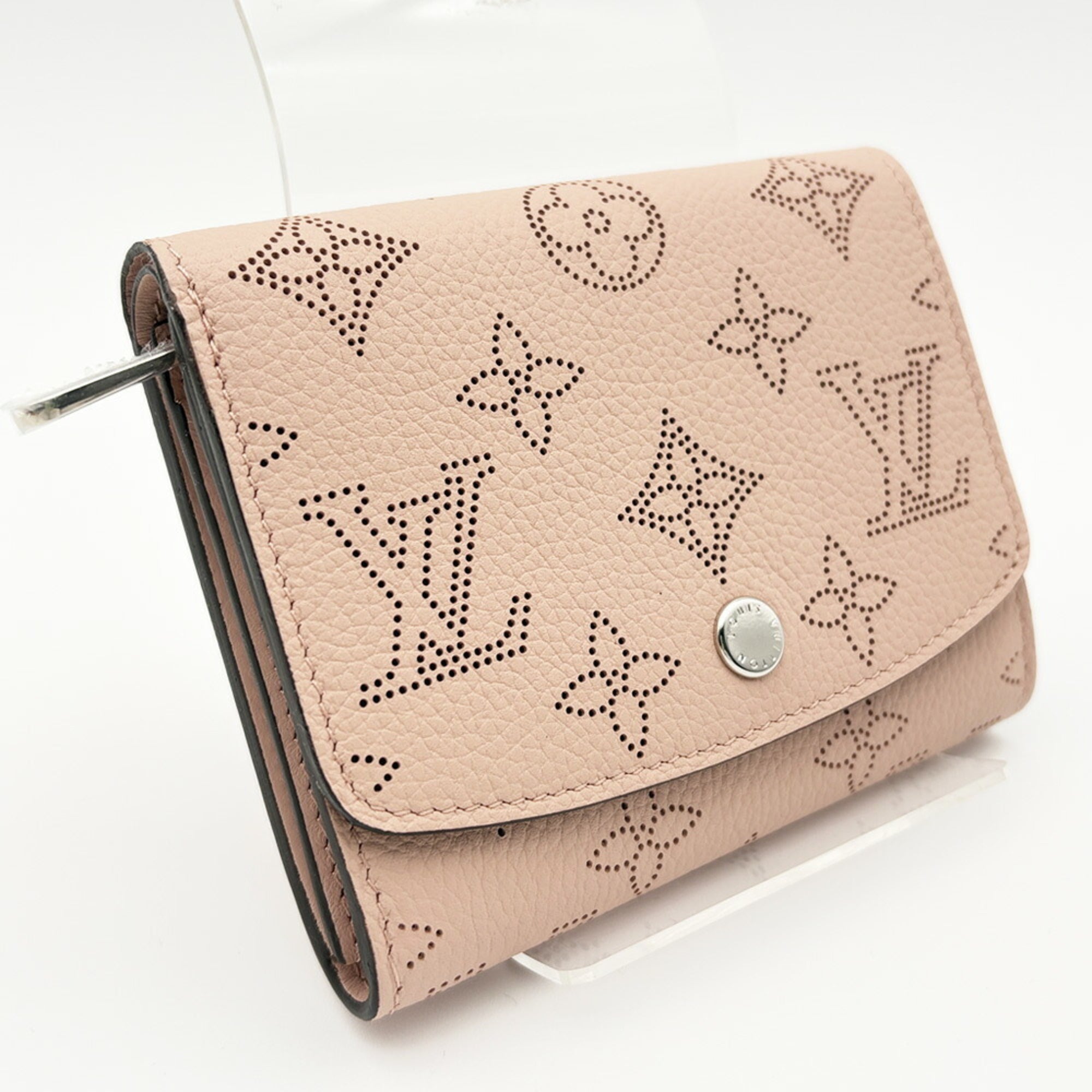Louis Vuitton Magnolia Mahina Leather Leather Wallet (Bi-Fold) (Pre-Owned)