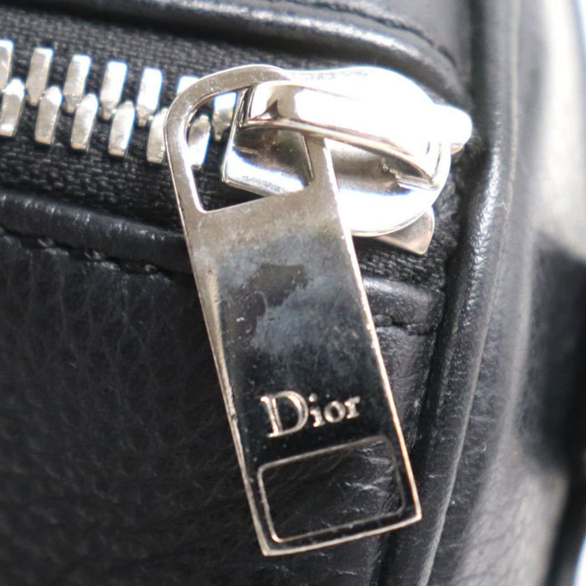 Christian Dior Black Leather Shoulder Bag (Pre-Owned)