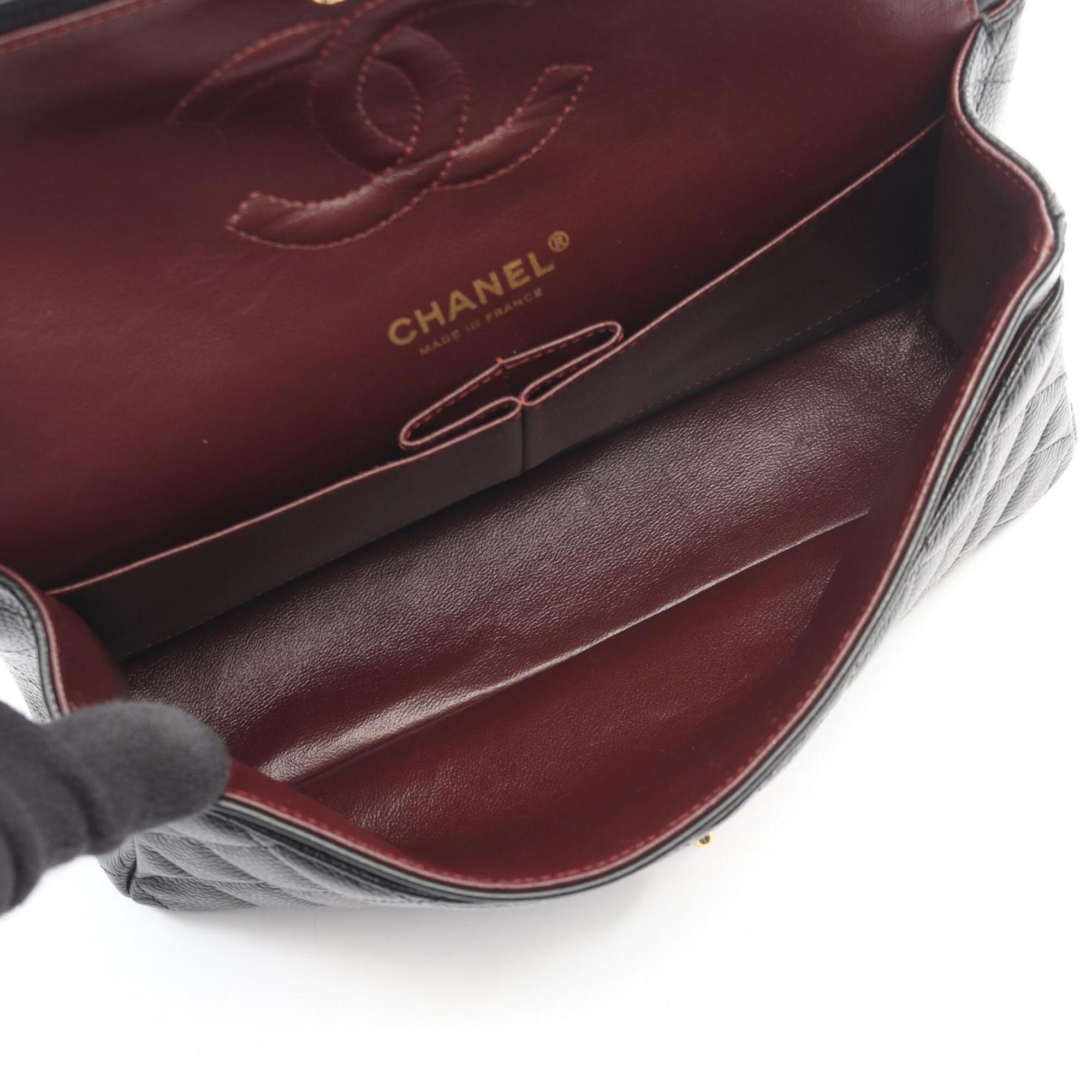 Chanel Black Grained Calfskin Handbag Shoulder Bag (Pre-Owned)
