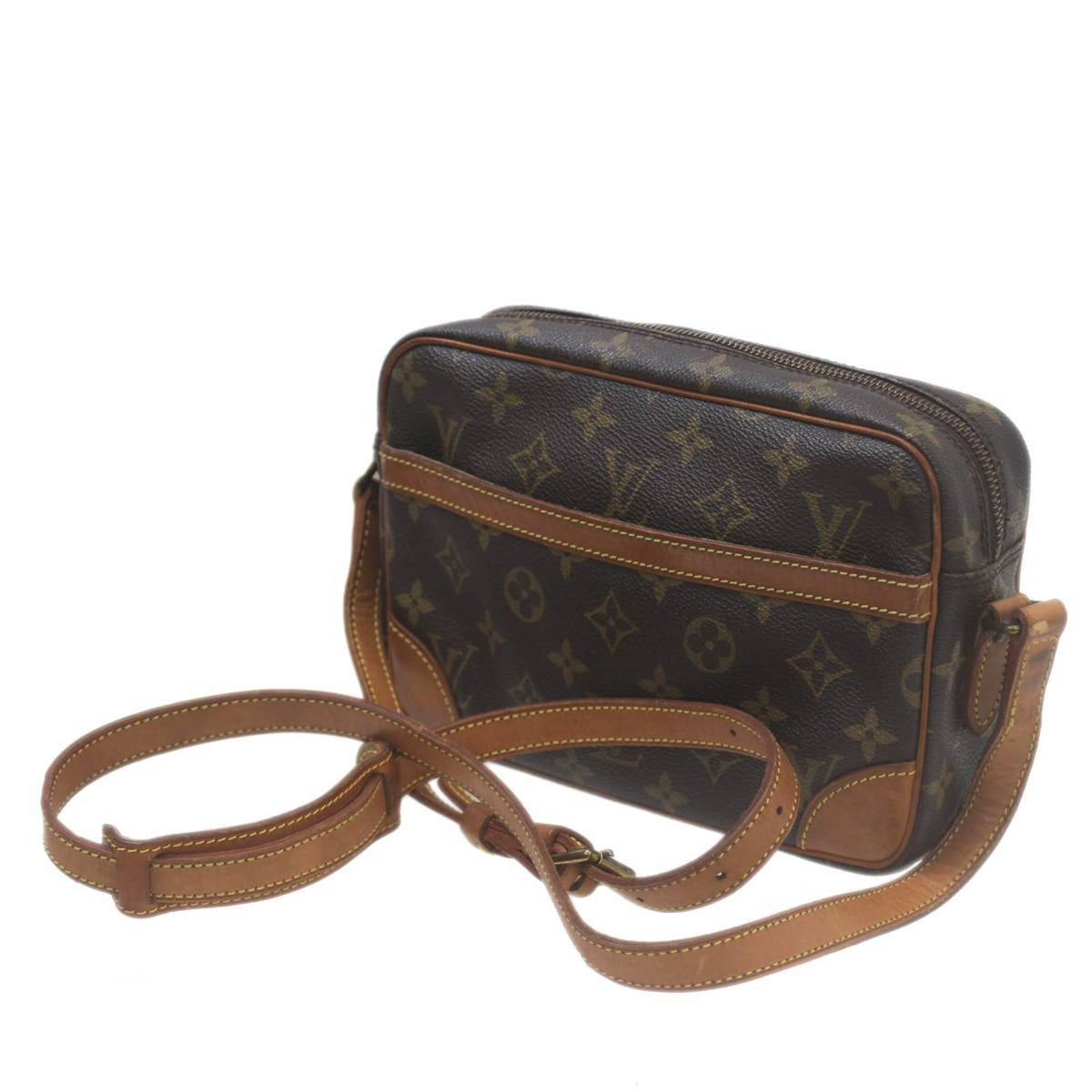 Louis Vuitton Brown Shoulder Bag (Pre-Owned)