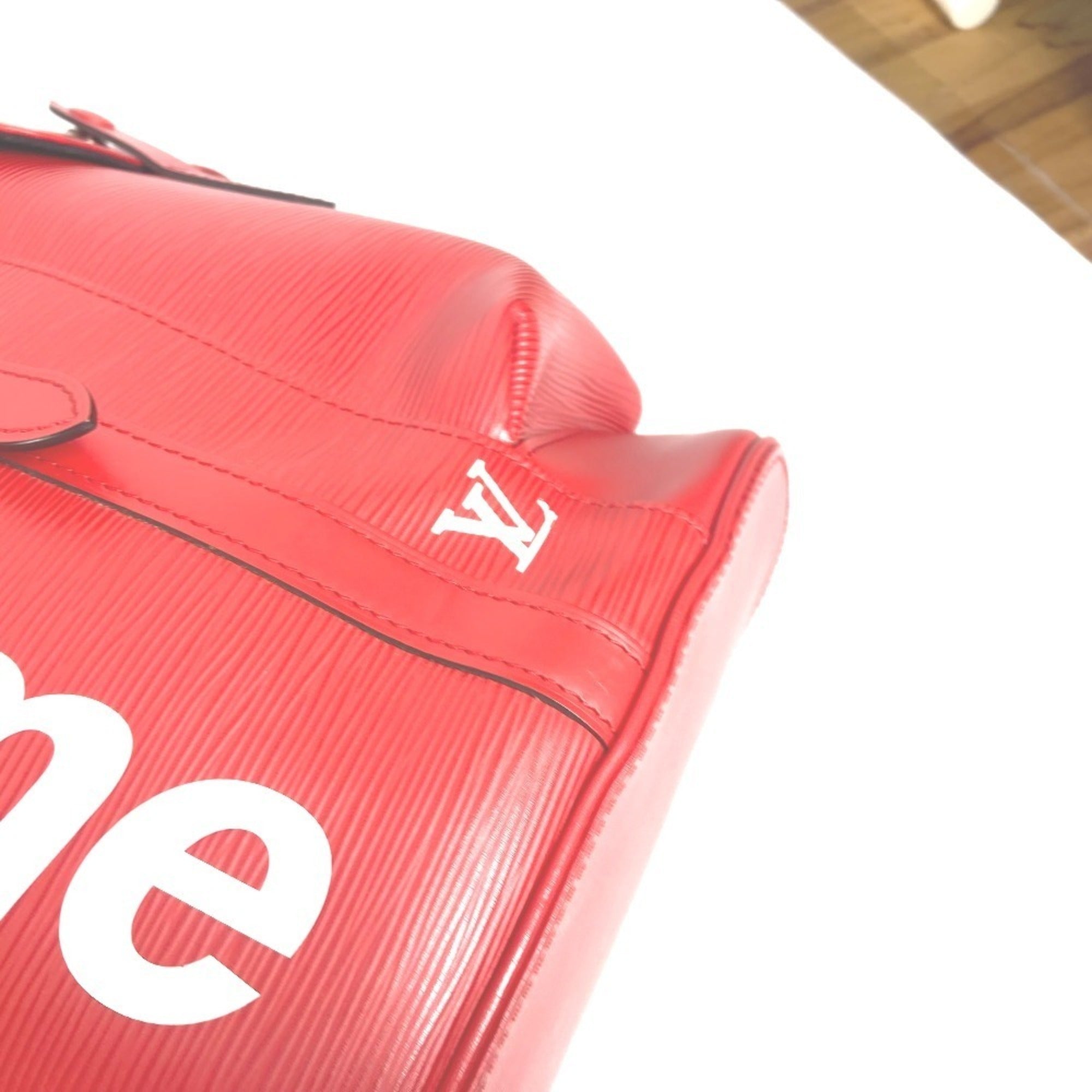 Louis Vuitton Epi Red Color White Epi Leather Backpack (Pre-Owned)