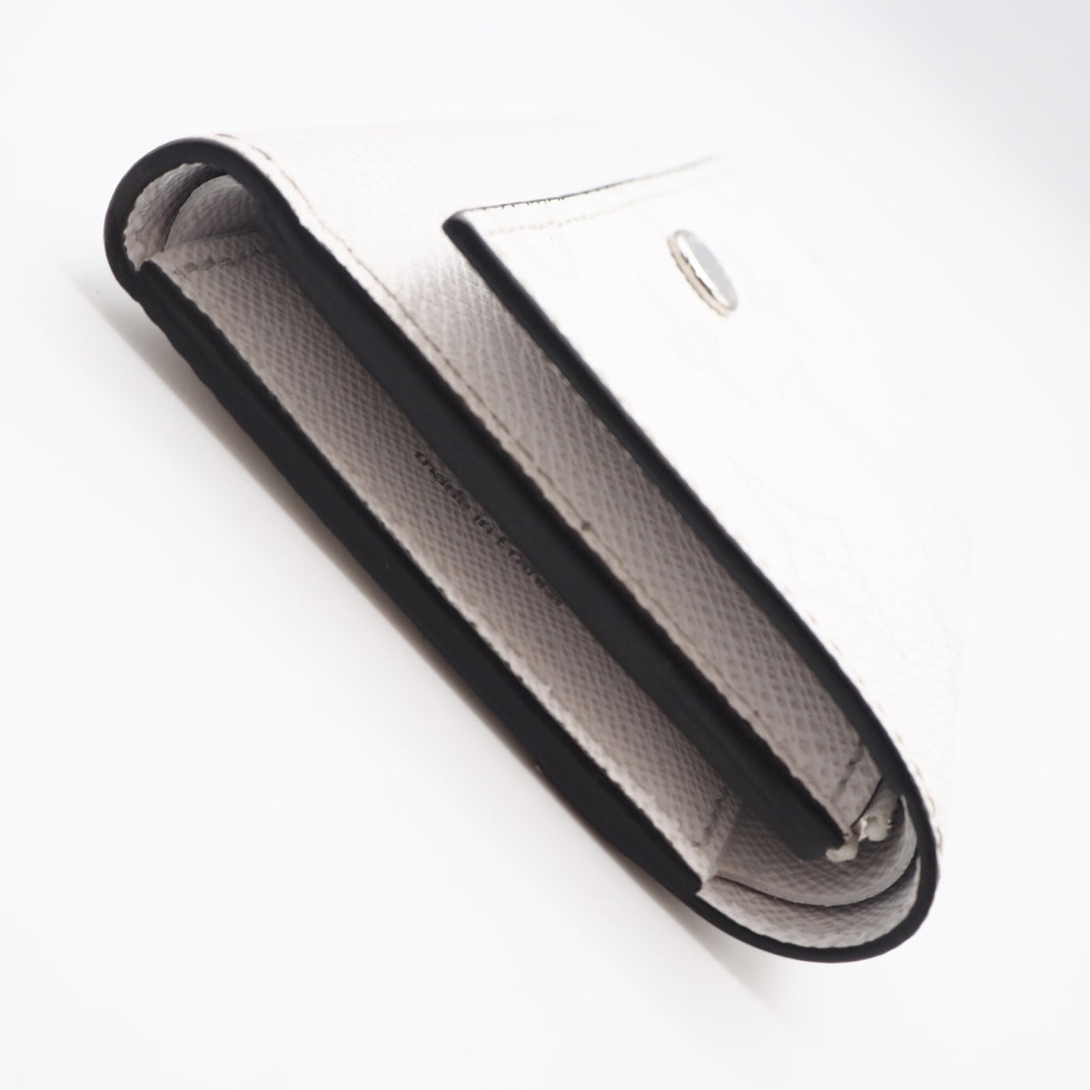 Louis Vuitton Taigarama Gray White Coated Canvas Leather Wallet (Tri-Fold) (Pre-Owned)