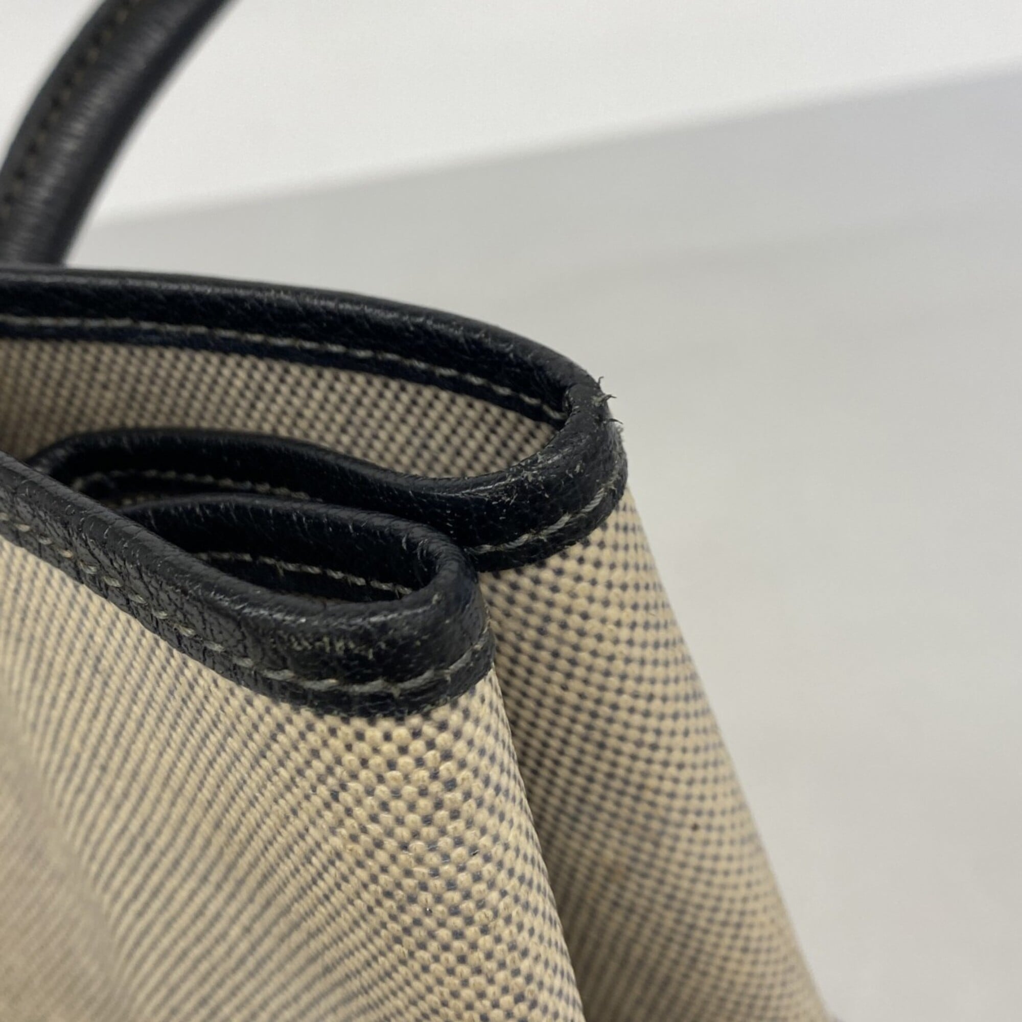 Hermes Black Toile H Tote Bag (Pre-Owned)