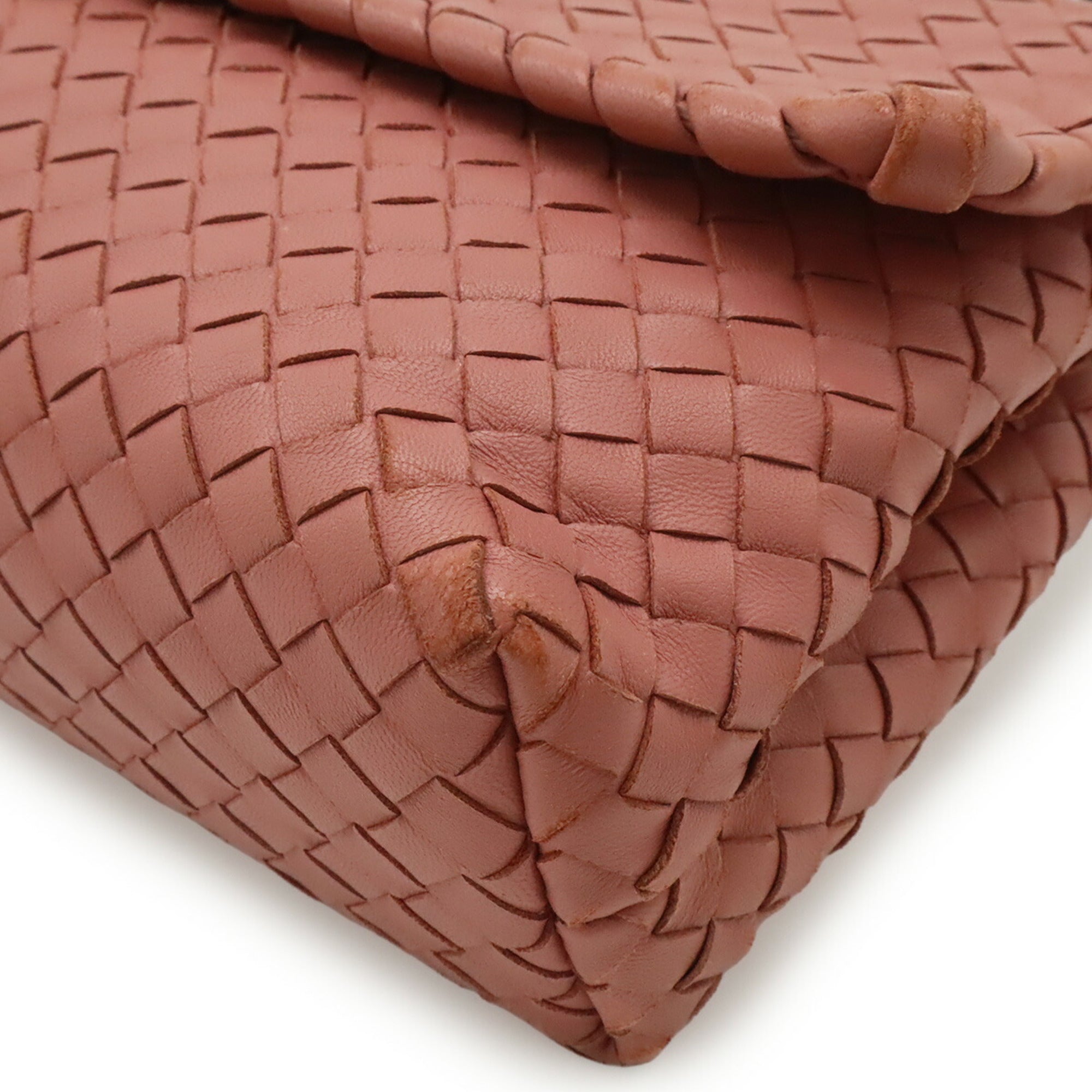 Bottega Veneta Intrecciato Pink Leather Shoulder Bag (Pre-Owned)
