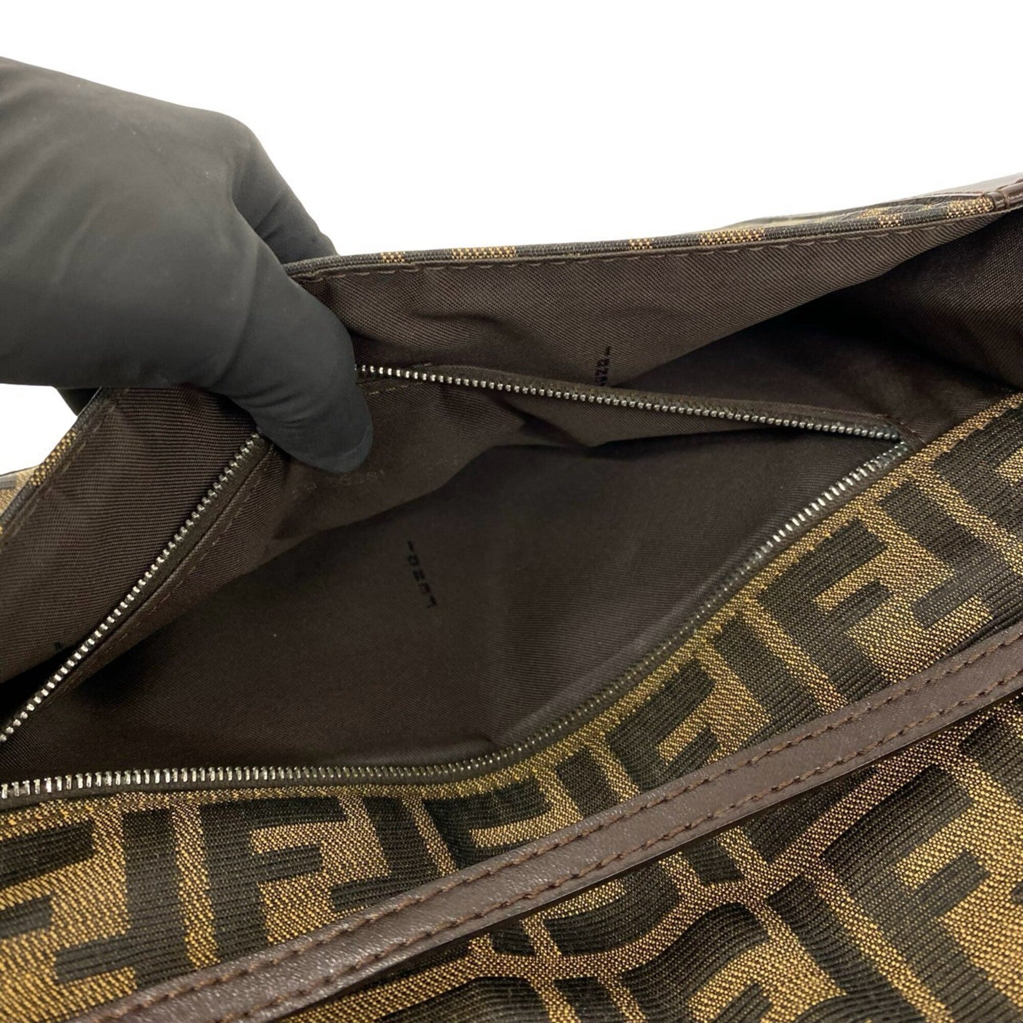 Fendi Black Brown Leather Canvas Shoulder Bag (Pre-Owned)