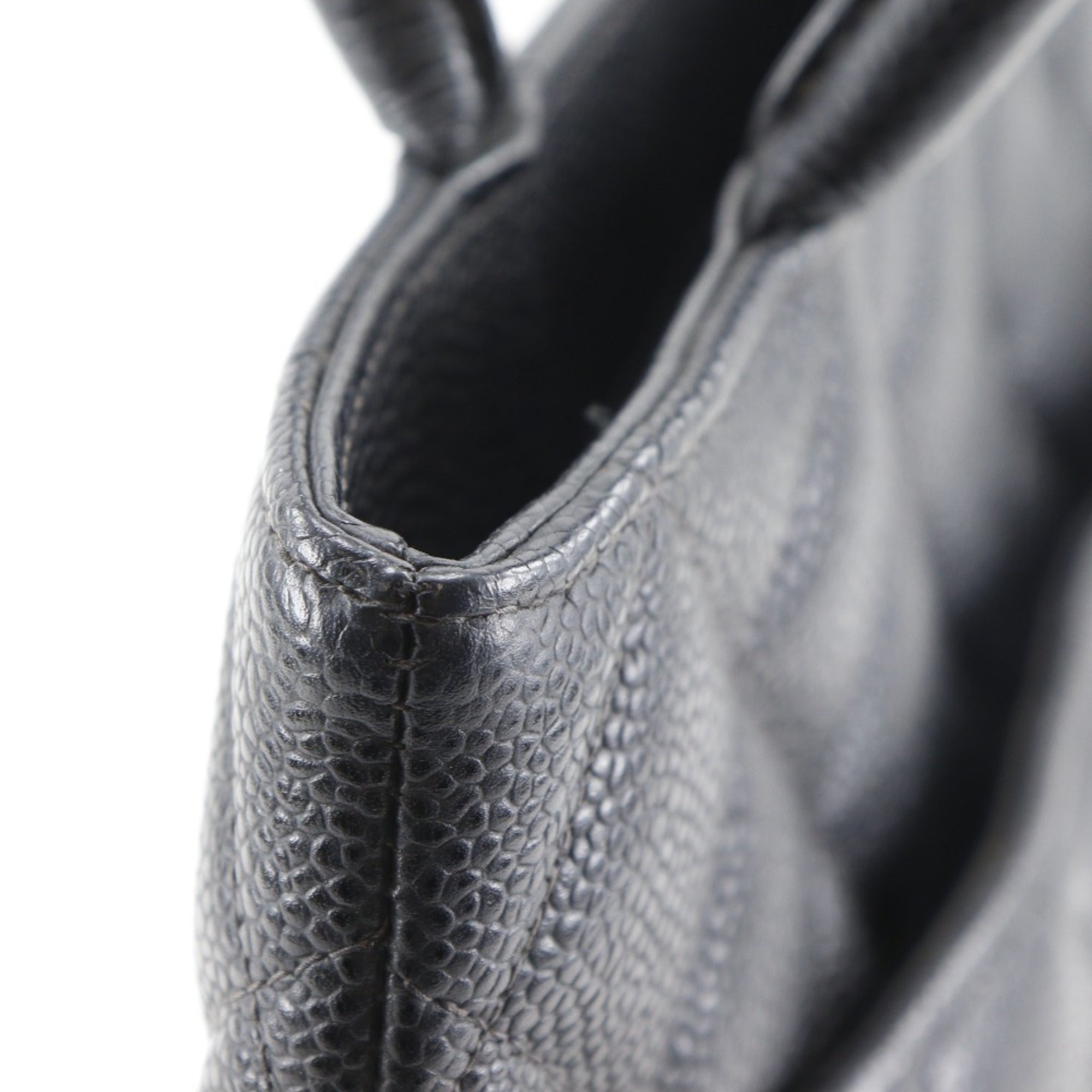 Chanel Black Grained Calfskin Tote Bag (Pre-Owned)