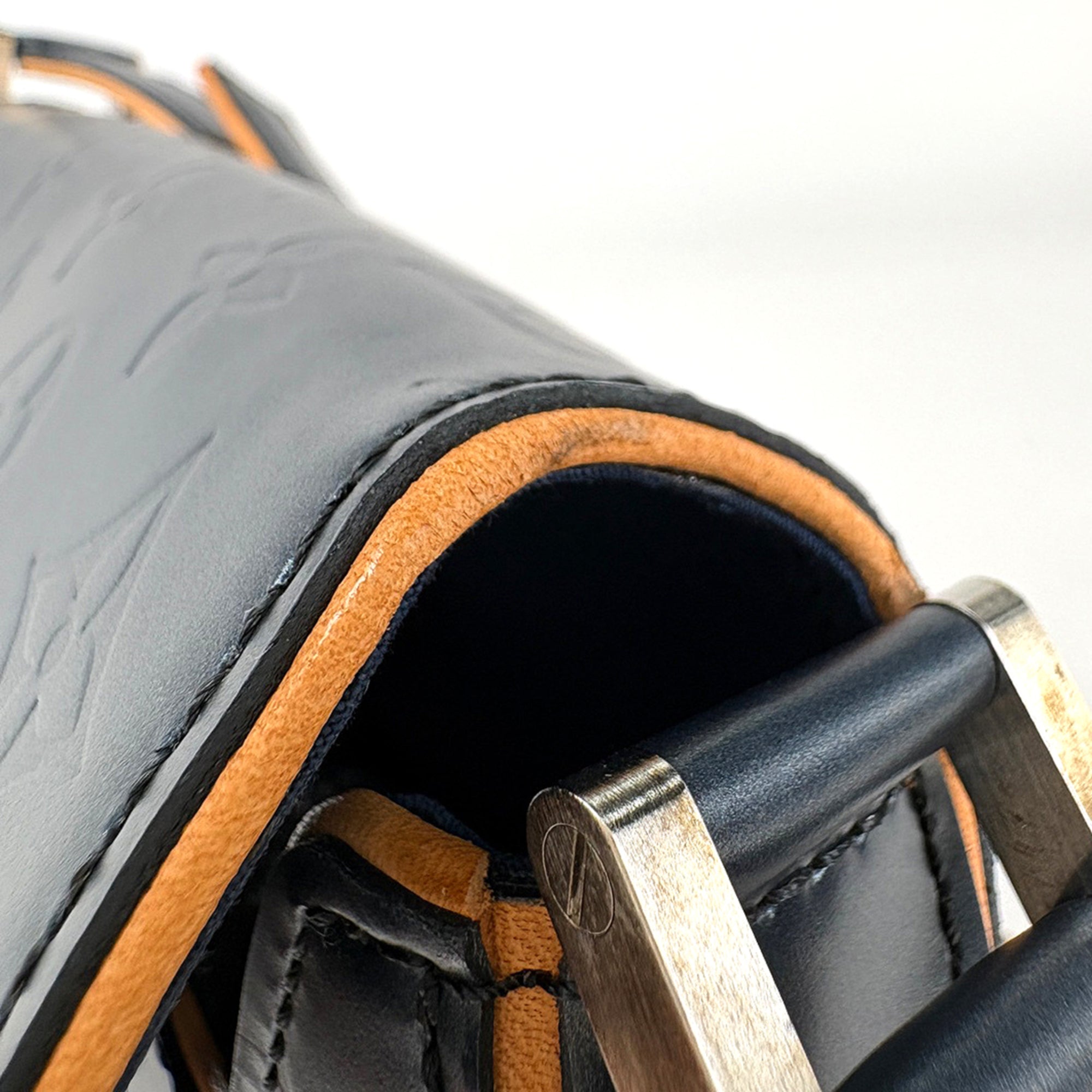 Louis Vuitton Blue Monogram Monogram Mat Shoulder Bag (Pre-Owned)