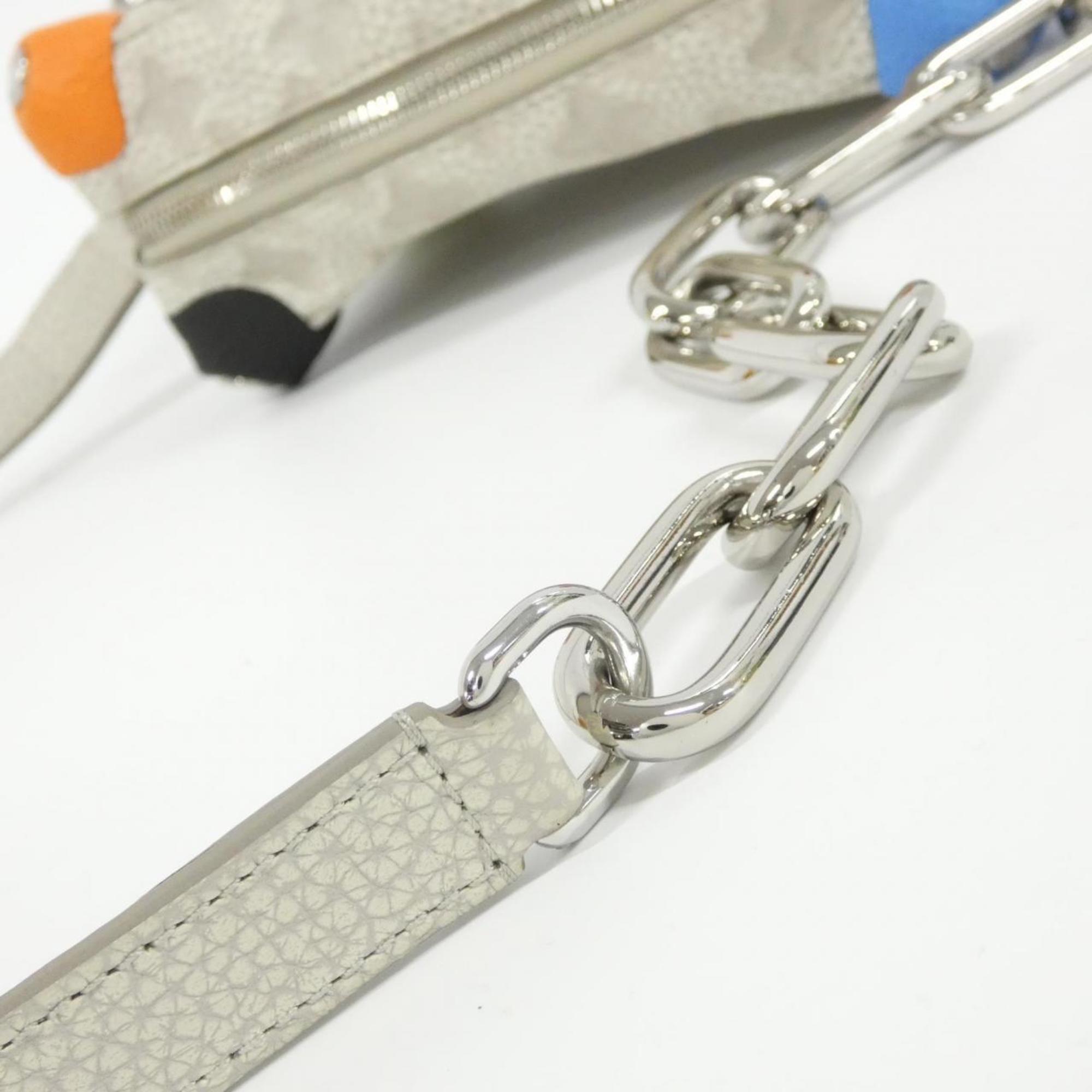 Louis Vuitton Gray Leather Shoulder Bag (Pre-Owned)