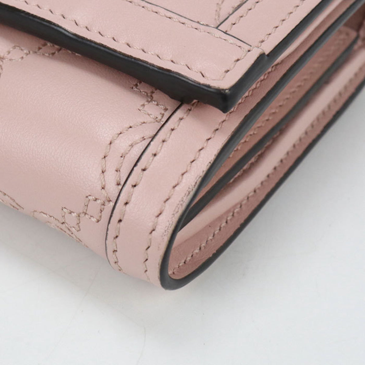 Gucci Pink Leather Wallet (Bi-Fold) (Pre-Owned)