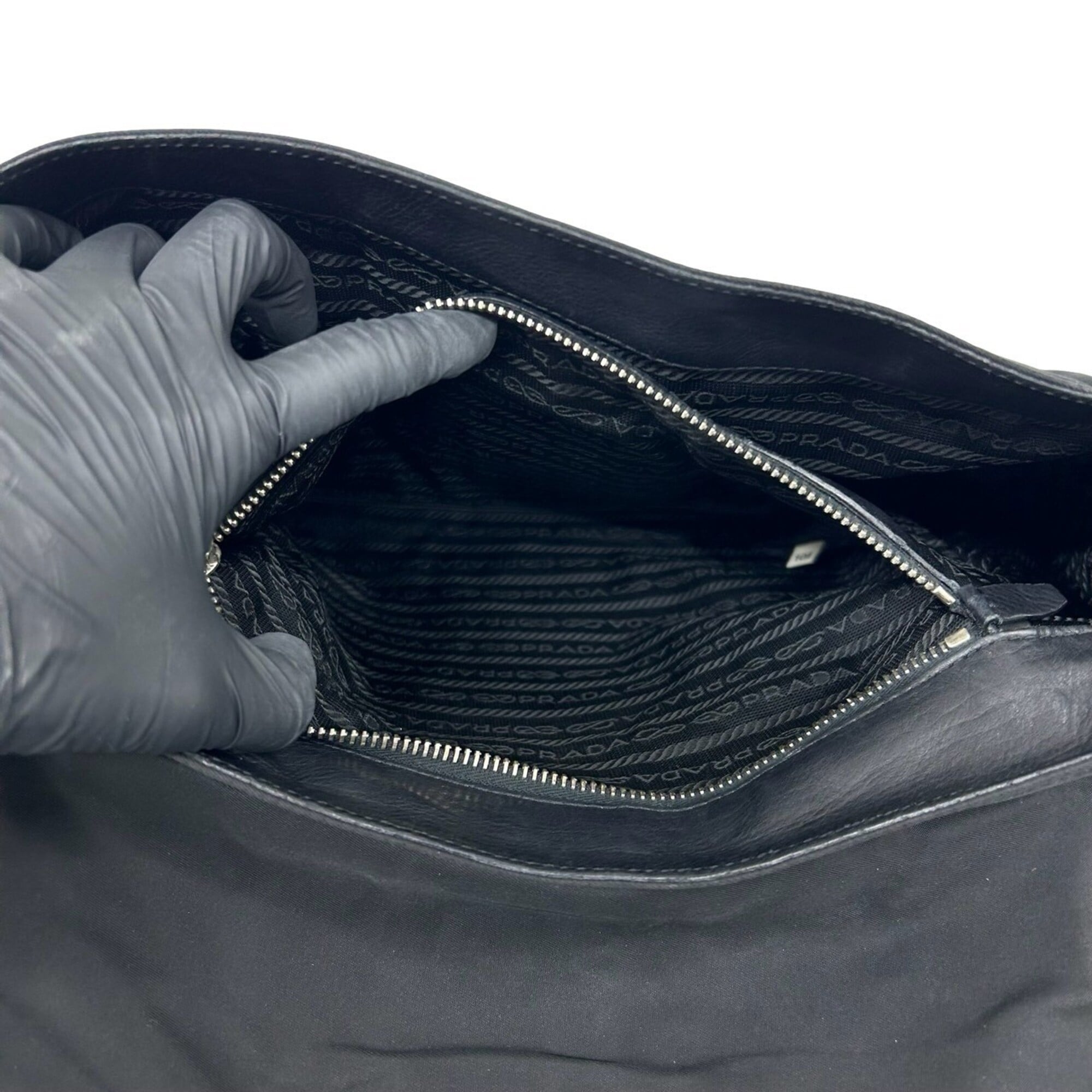 Prada Black Nylon Leather Shoulder Bag Tote Bag (Pre-Owned)