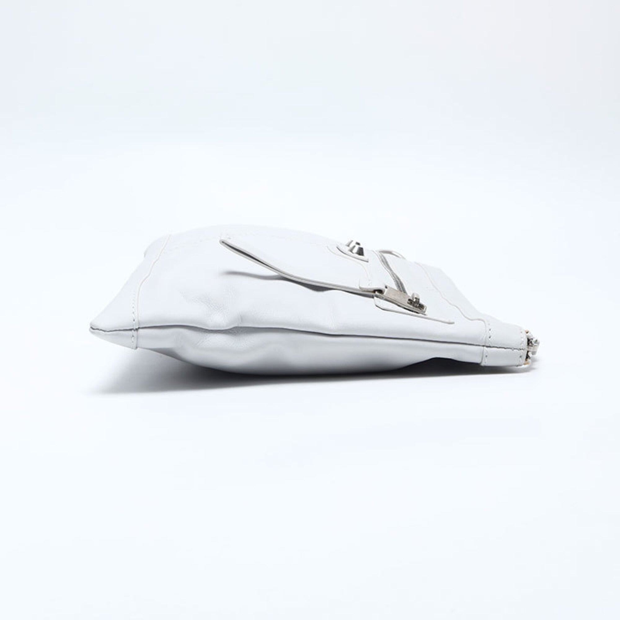 Balenciaga White Leather Clutch Bag (Pre-Owned)