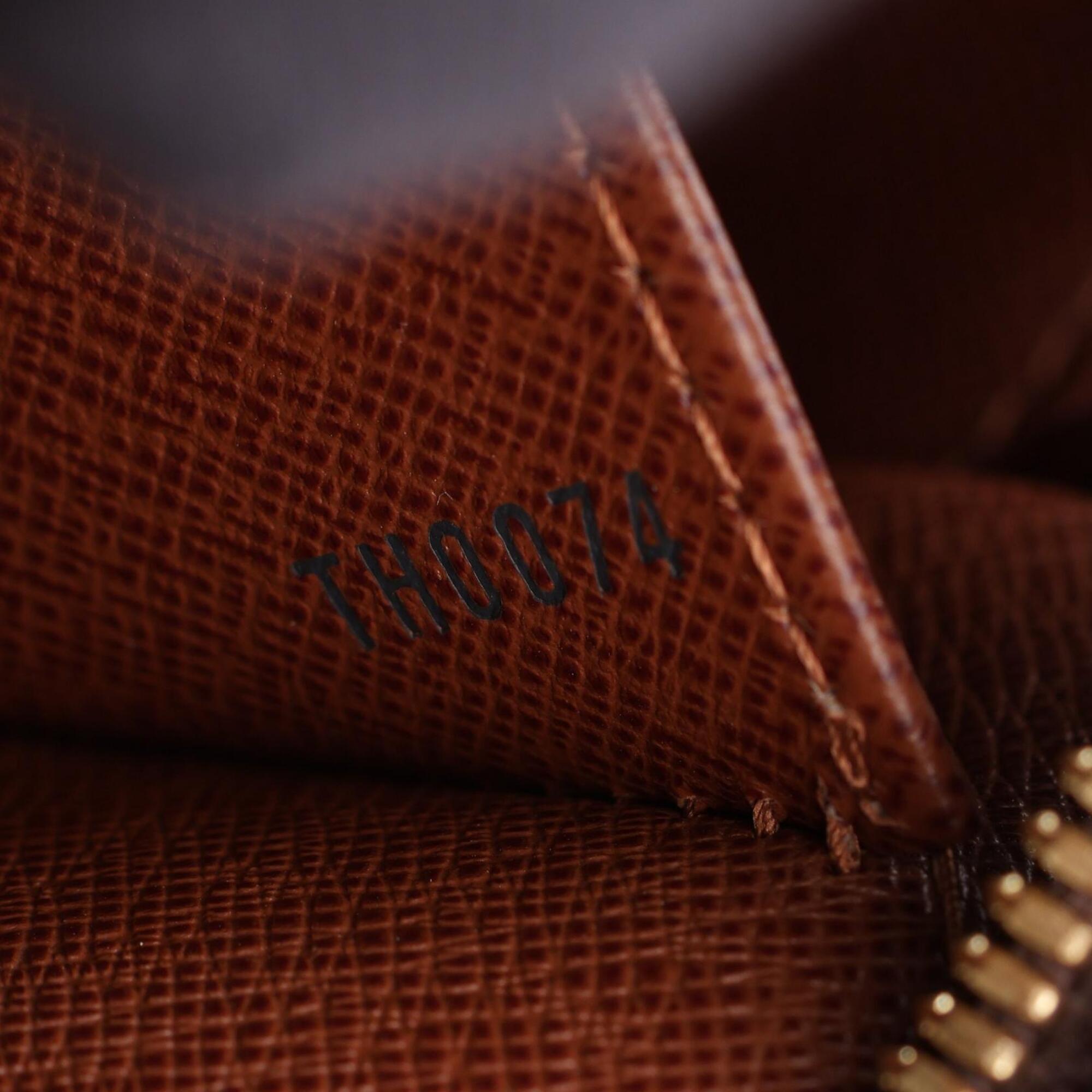 Louis Vuitton Brown Coated Canvas Pvc Monogram Leather Handbag Shoulder Bag (Pre-Owned)