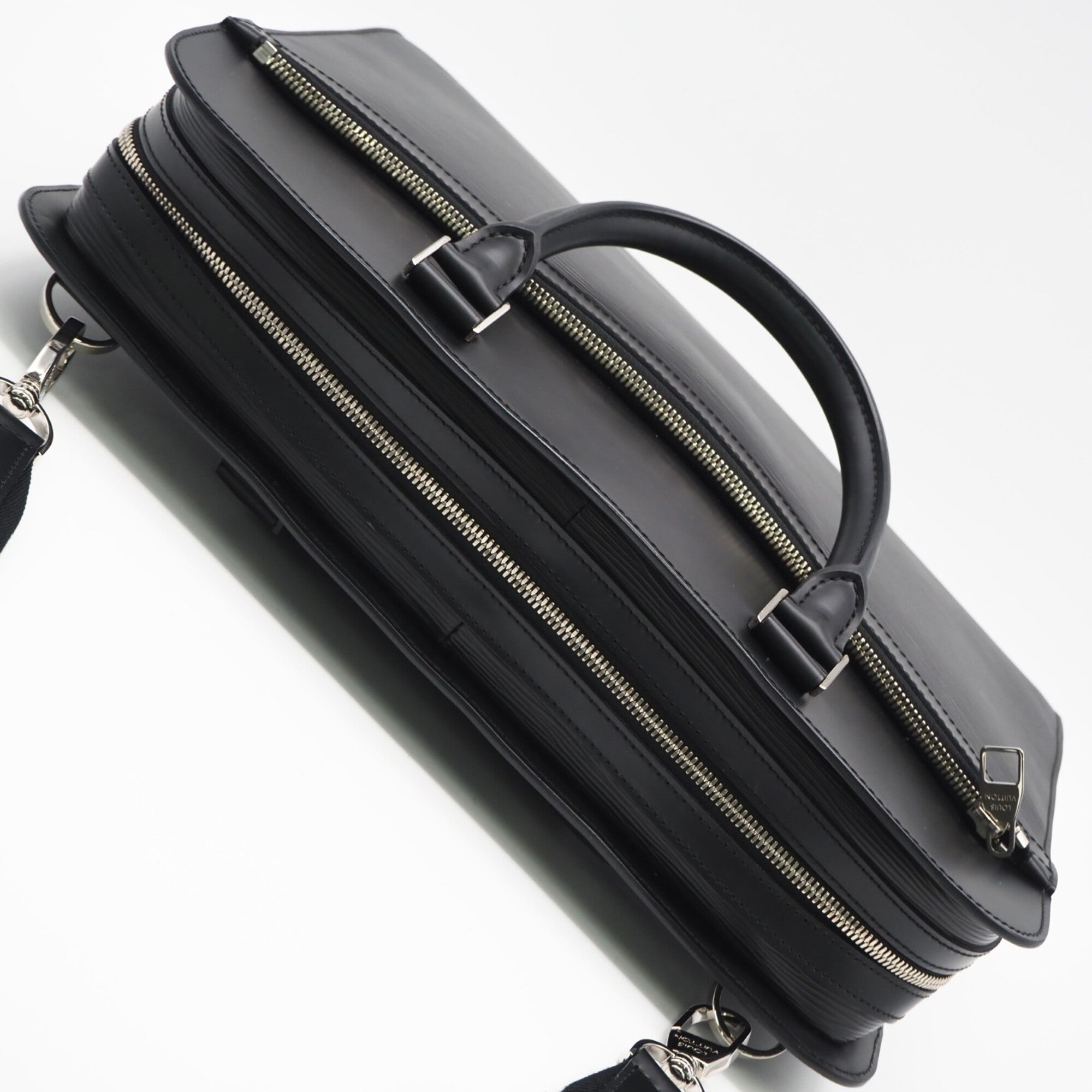 Louis Vuitton Black Noir Leather Briefcase (Pre-Owned)