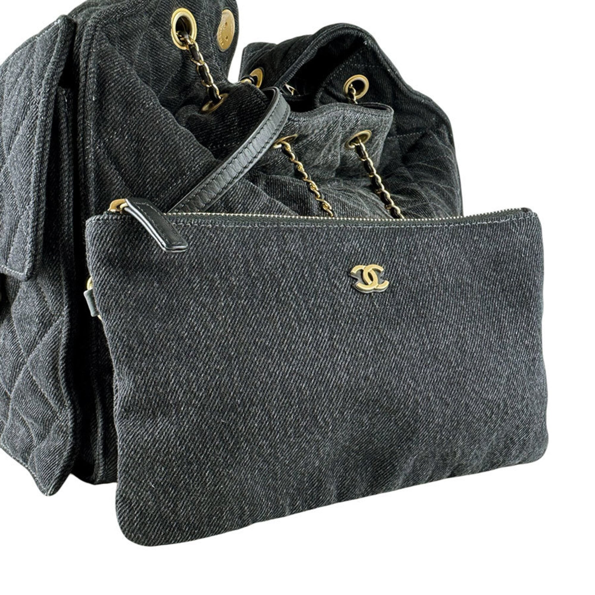 Chanel Black Denim Shoulder Bag (Pre-Owned)