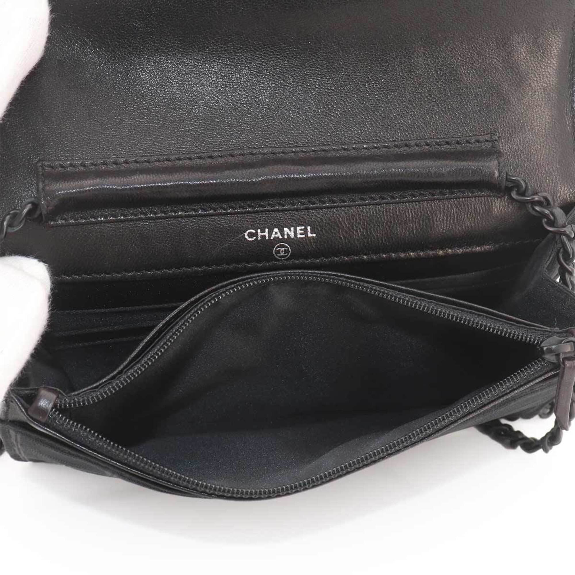Chanel Black New Travel Line Chain/Shoulder Wallet (Pre-Owned)