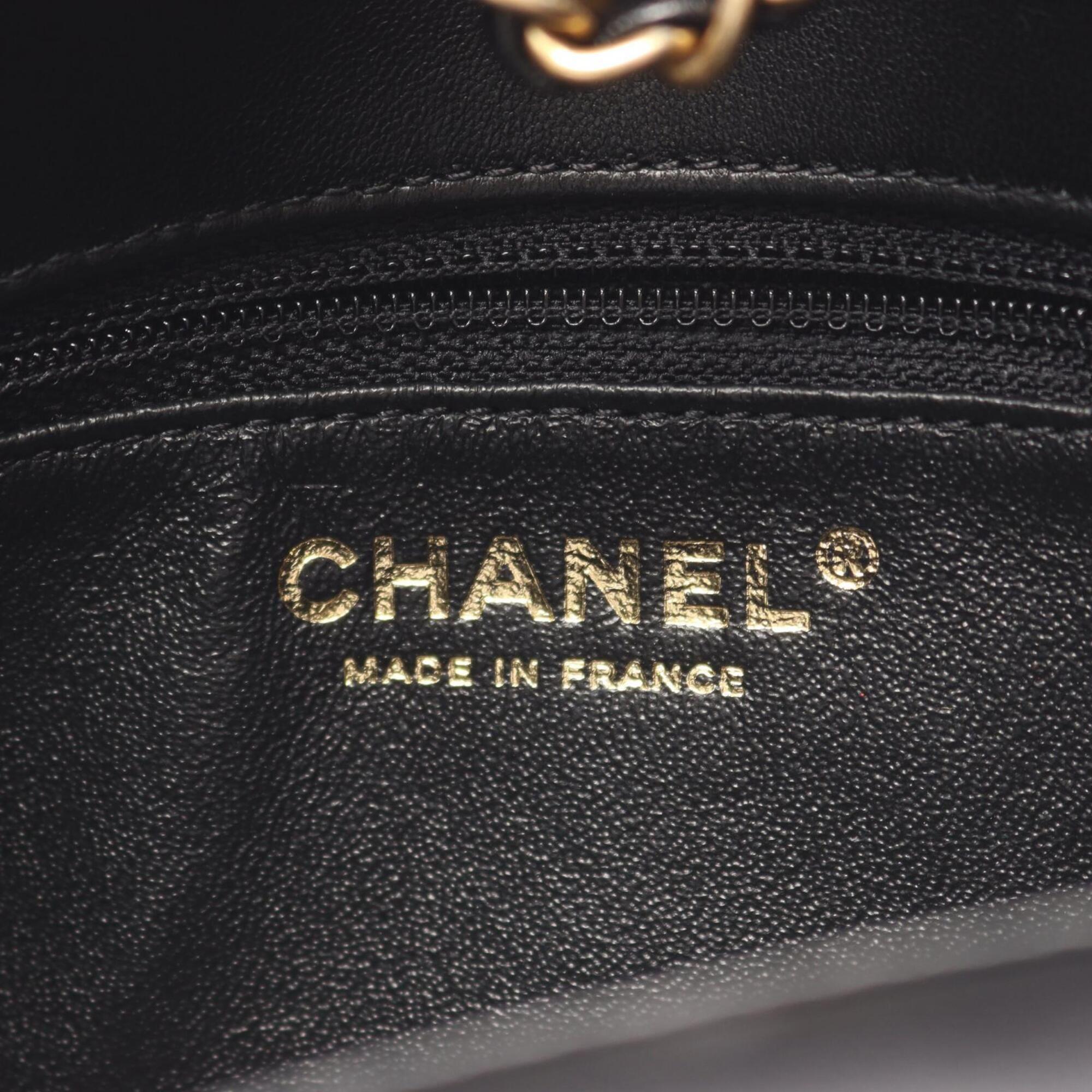 Chanel Black Leather Handbag Shoulder Bag (Pre-Owned)