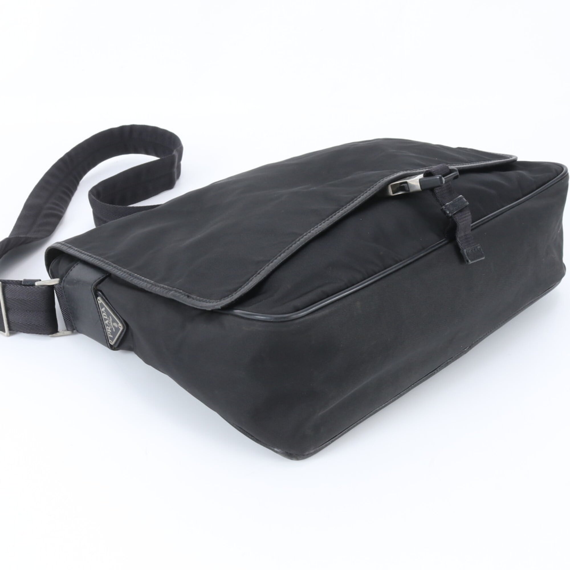 Prada Black White Nylon Shoulder Bag (Pre-Owned)