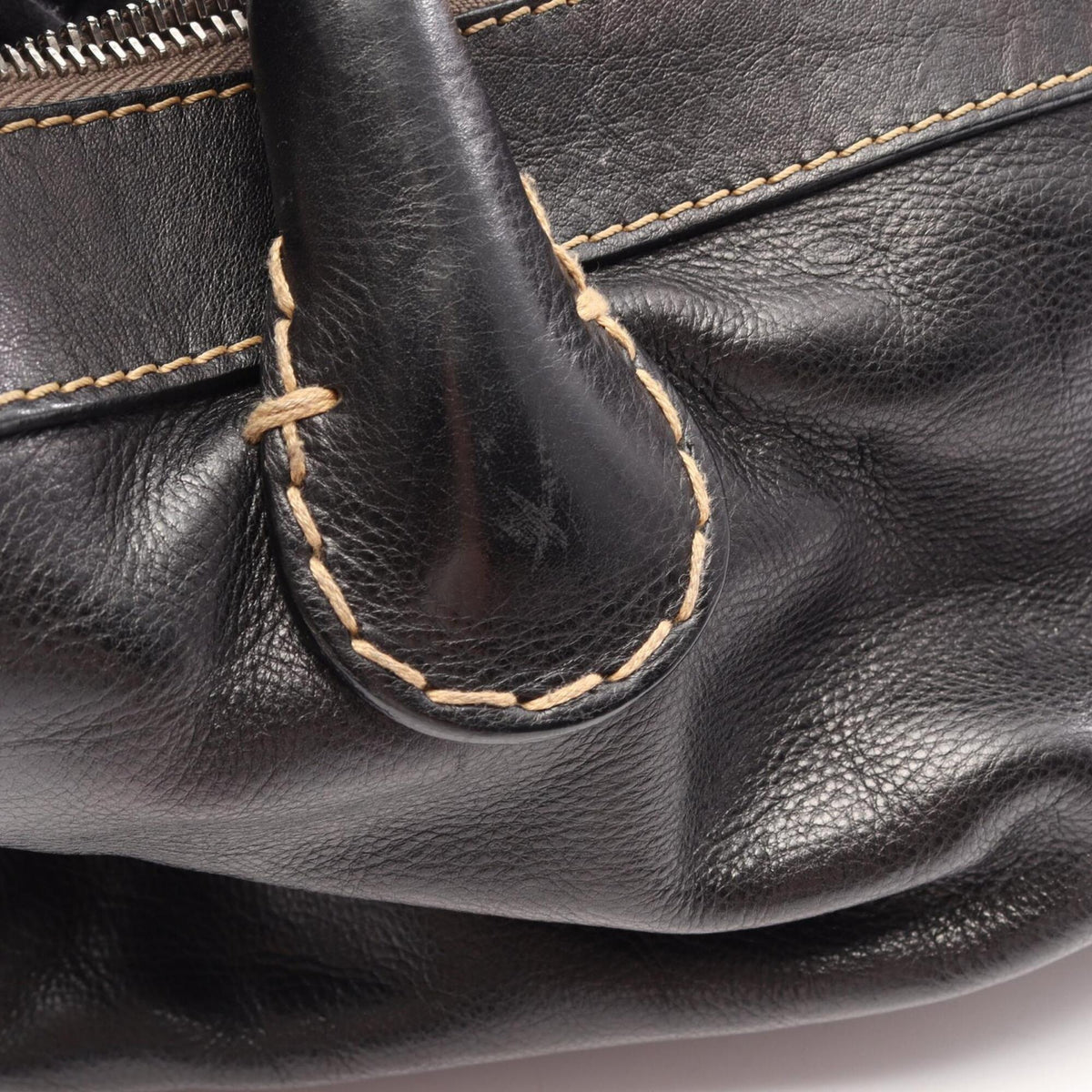 Chloé Black Leather Handbag (Pre-Owned)