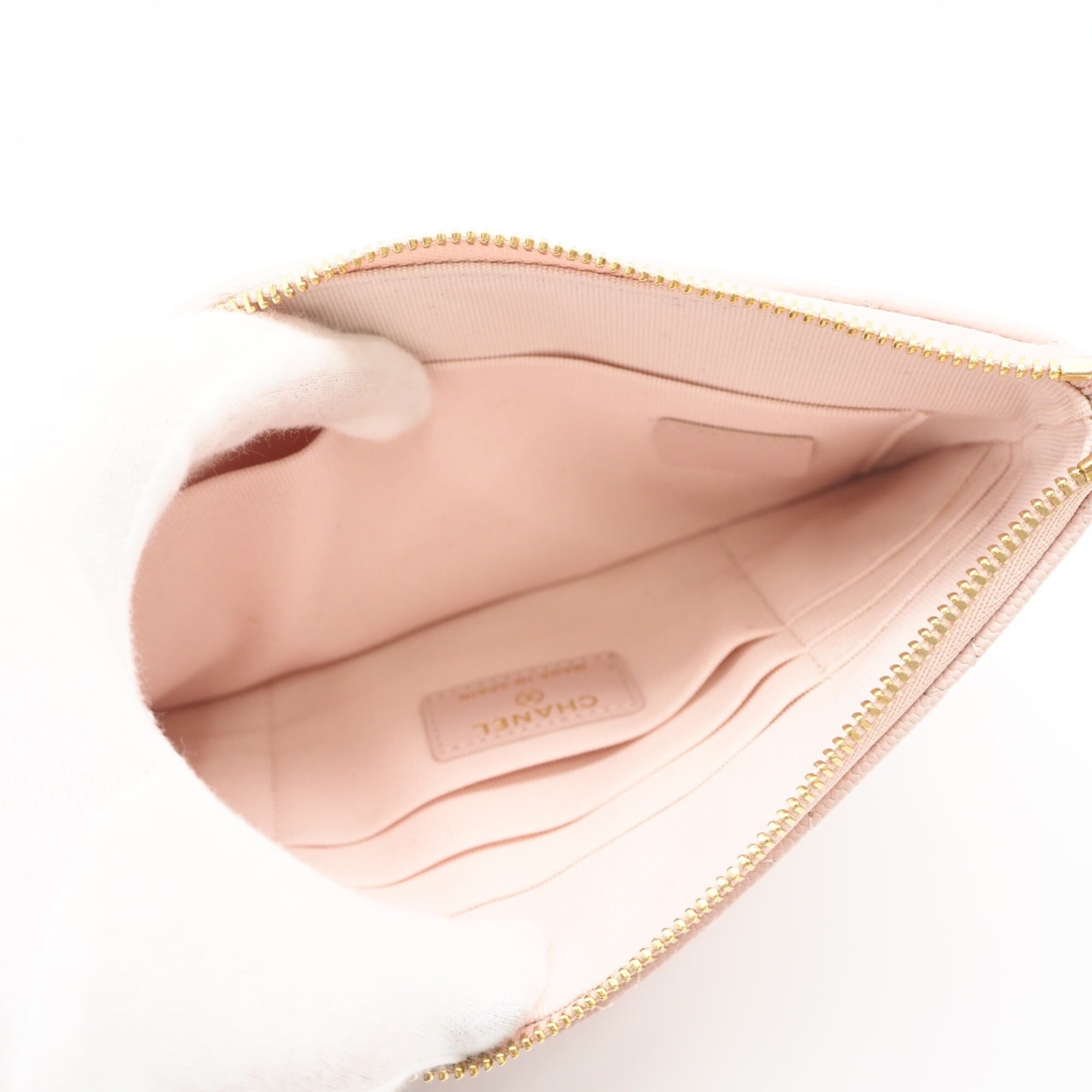 Chanel Matelasse Pink Grained Calfskin Pouch (Pre-Owned)