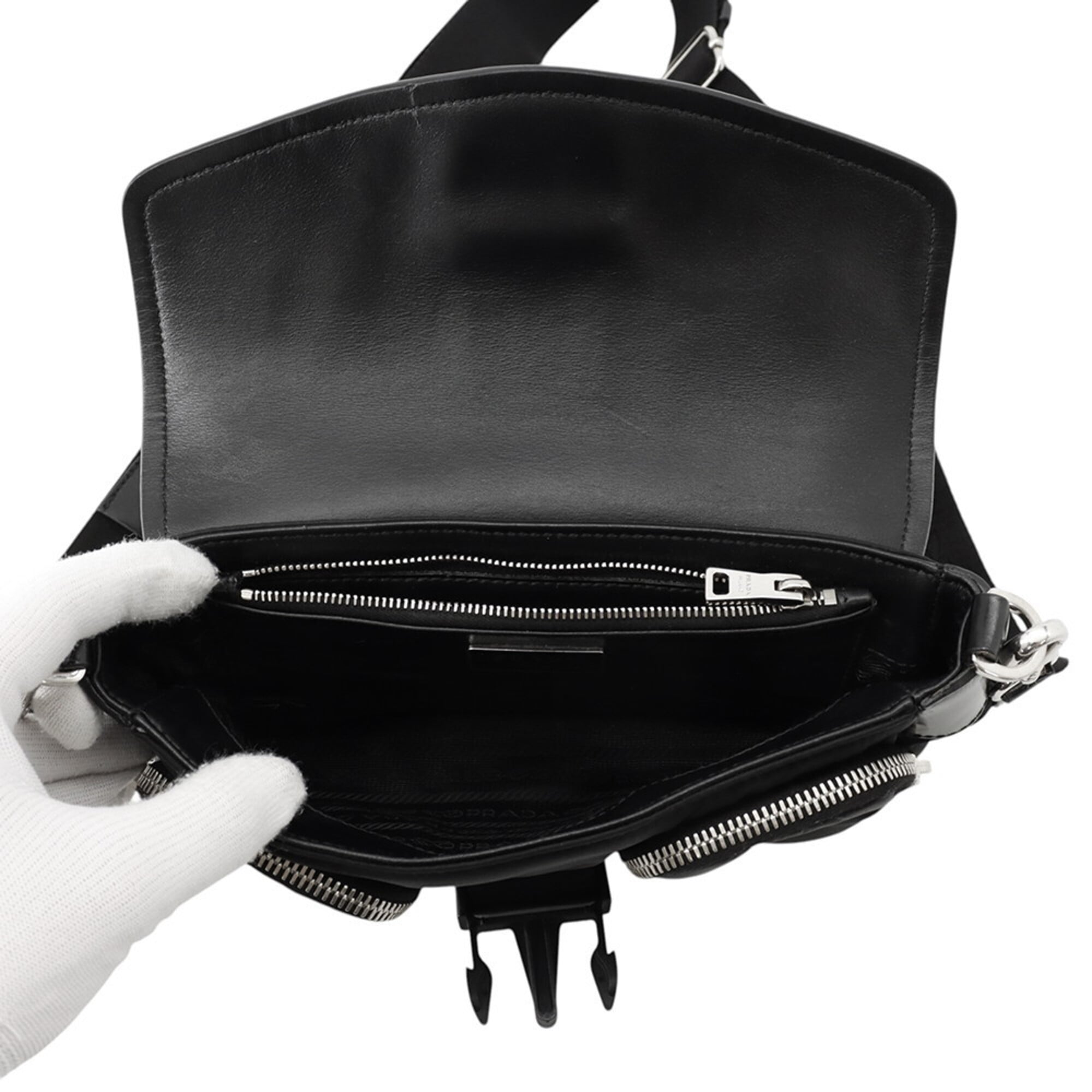 Prada Black Nylon Leather Handbag Shoulder Bag (Pre-Owned)