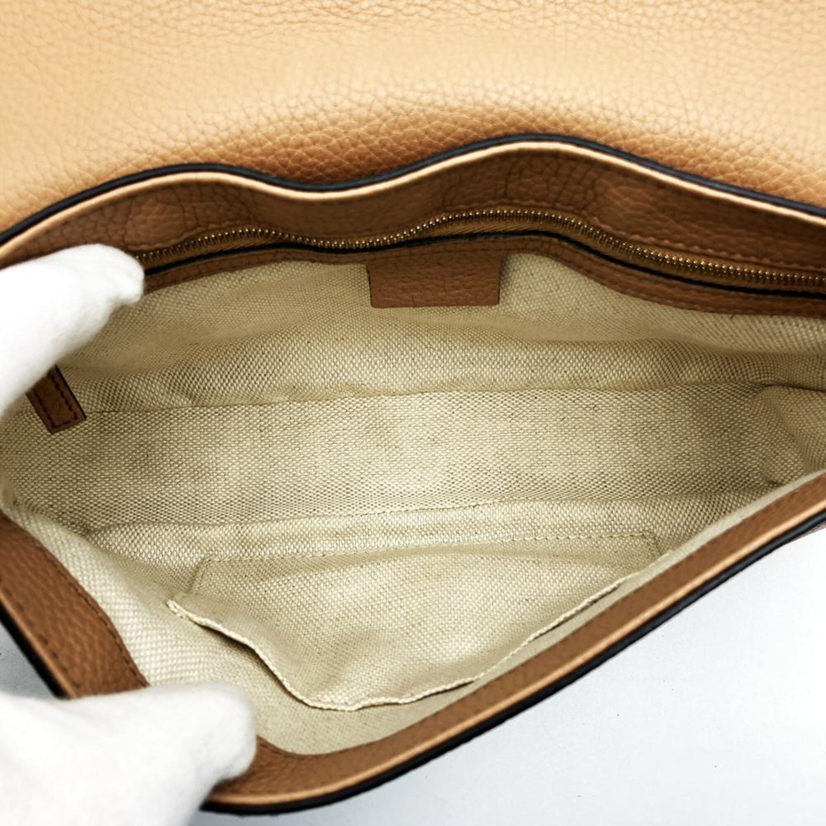 Gucci Soho Beige Leather Shoulder Bag (Pre-Owned)