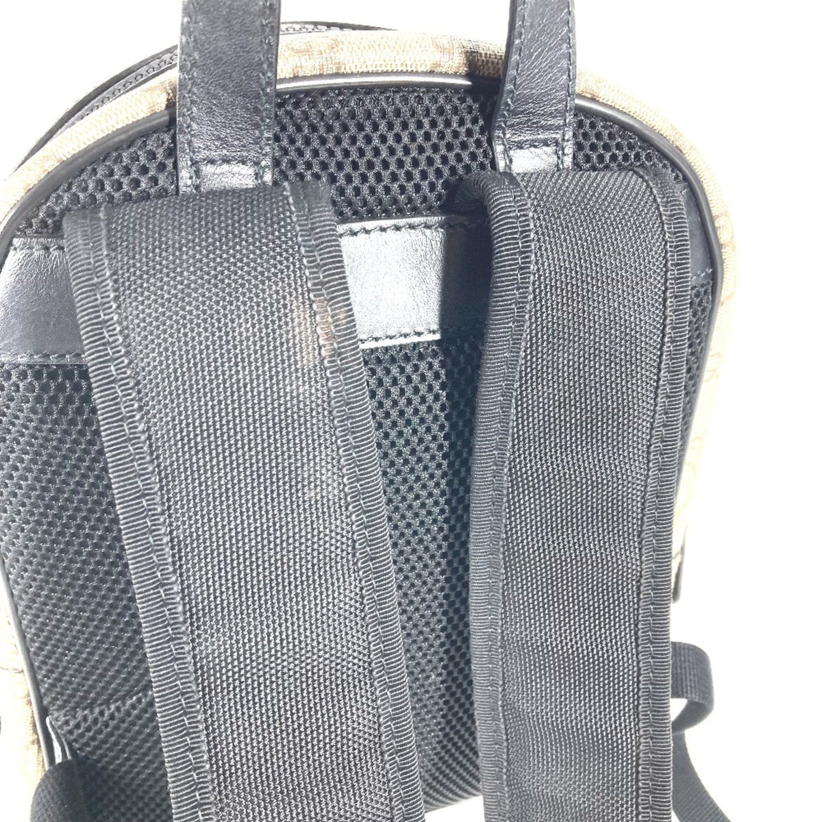 Gucci Beige Black Gg Supreme Backpack (Pre-Owned)
