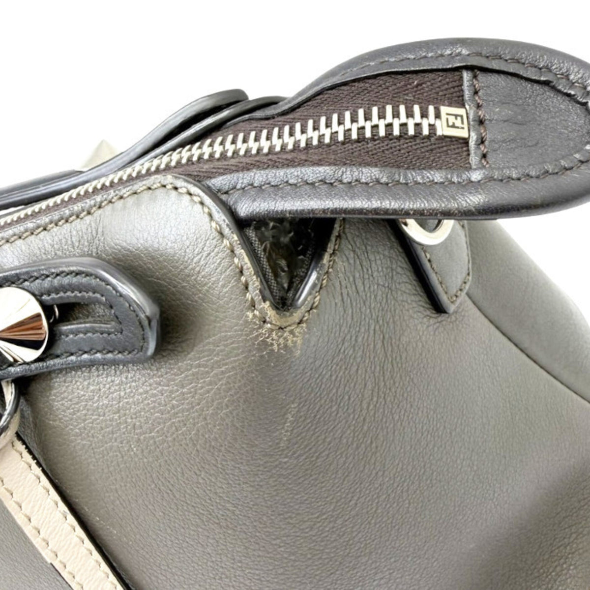 Fendi Black Gray Leather Handbag Shoulder Bag (Pre-Owned)