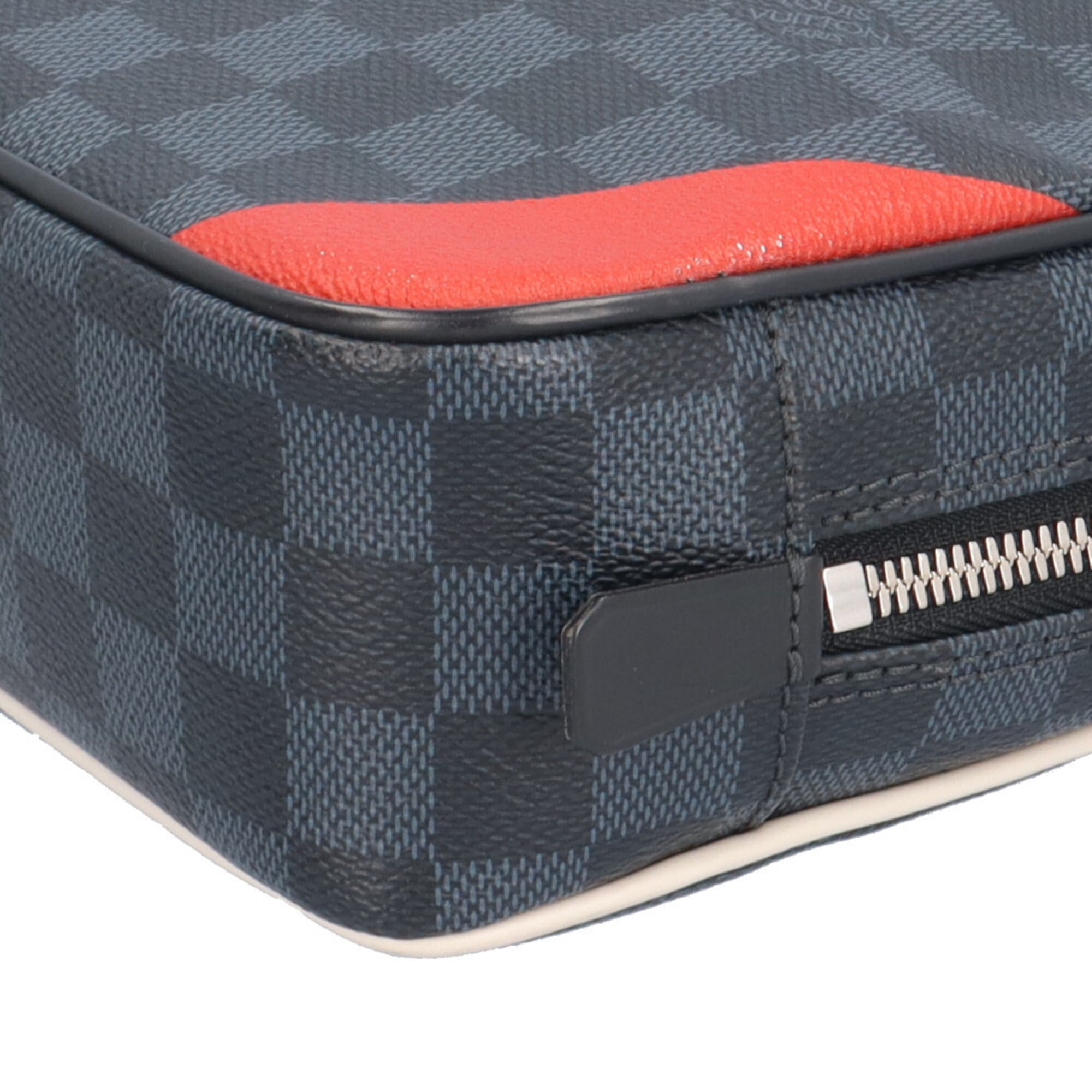 Louis Vuitton Black Gray Damier Graphite Handbag Pouch (Pre-Owned)