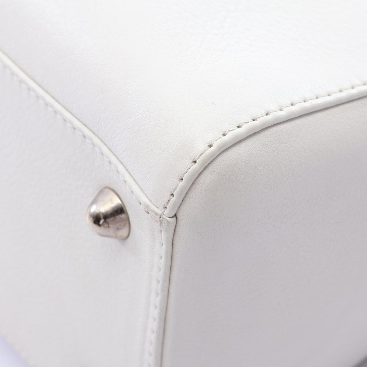 Christian Dior Lady Dior White Leather Handbag (Pre-Owned)