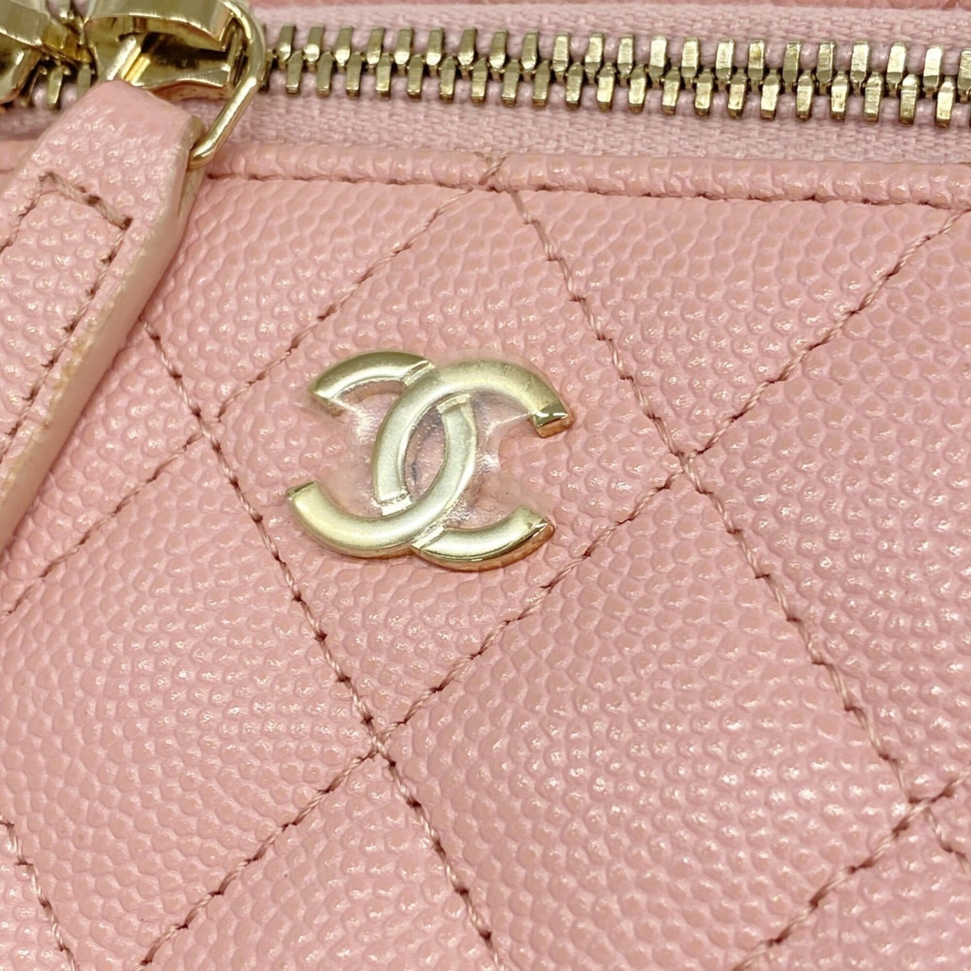 Chanel Pink Grained Calfskin Shoulder Bag (Pre-Owned)