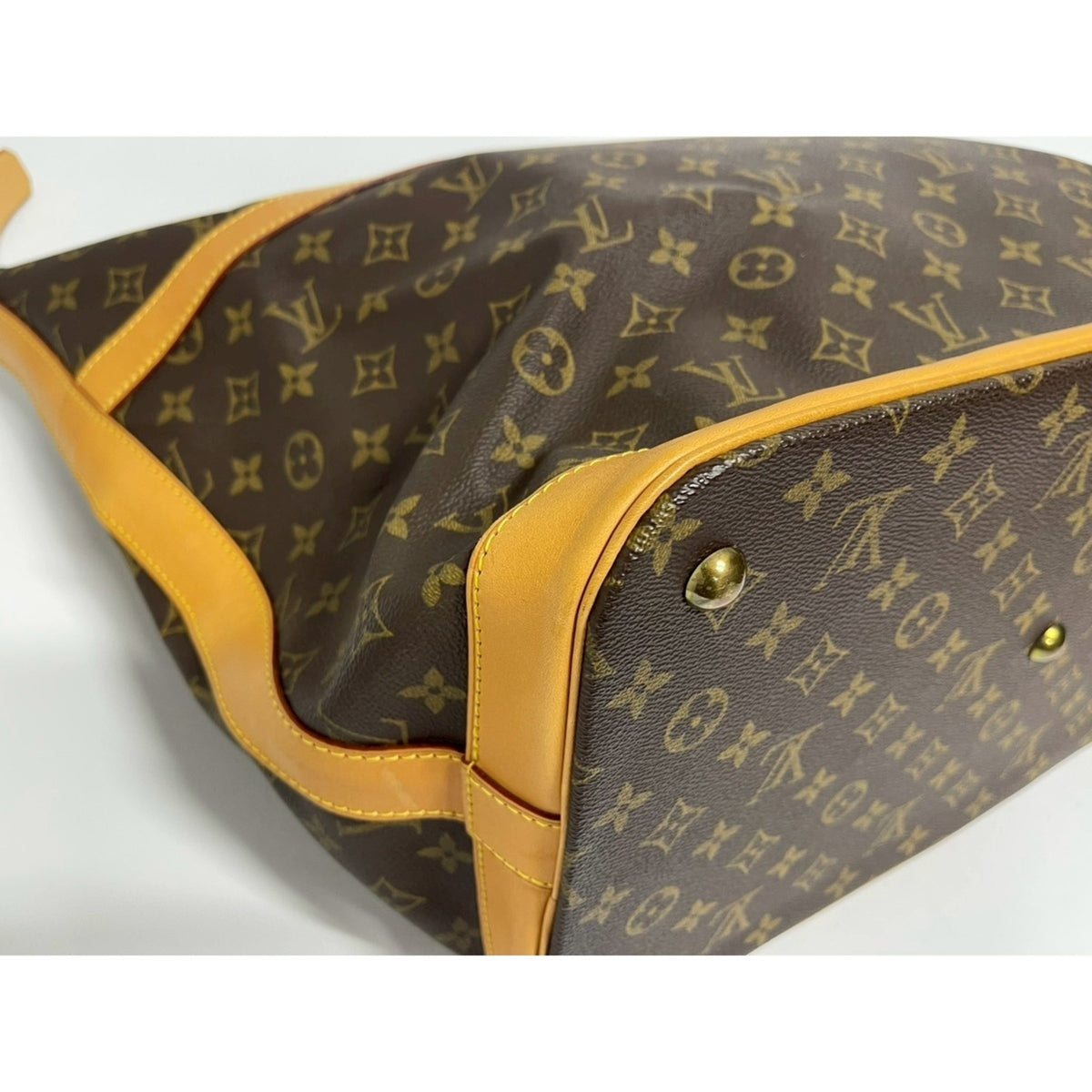 Louis Vuitton Brown Handbag (Pre-Owned)