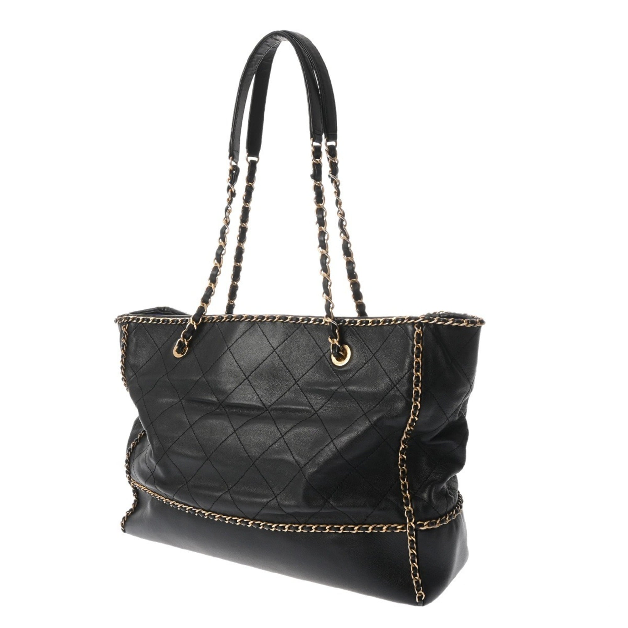 Chanel Matelasse Black Leather Handbag (Pre-Owned)