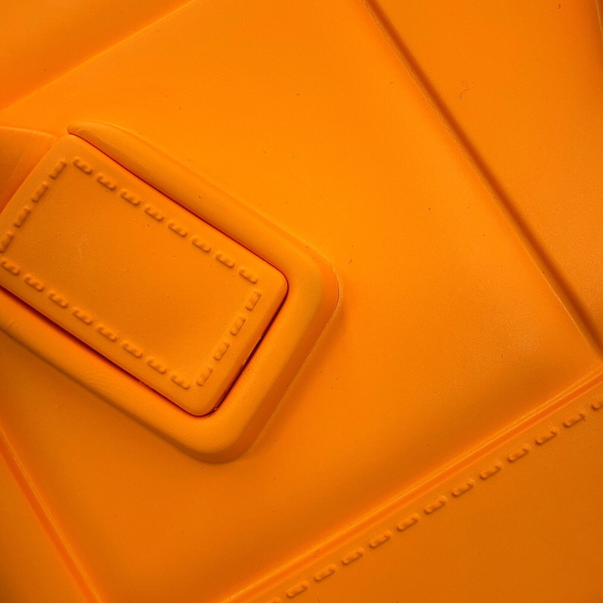 Bottega Veneta Orange Rubber Handbag (Pre-Owned)