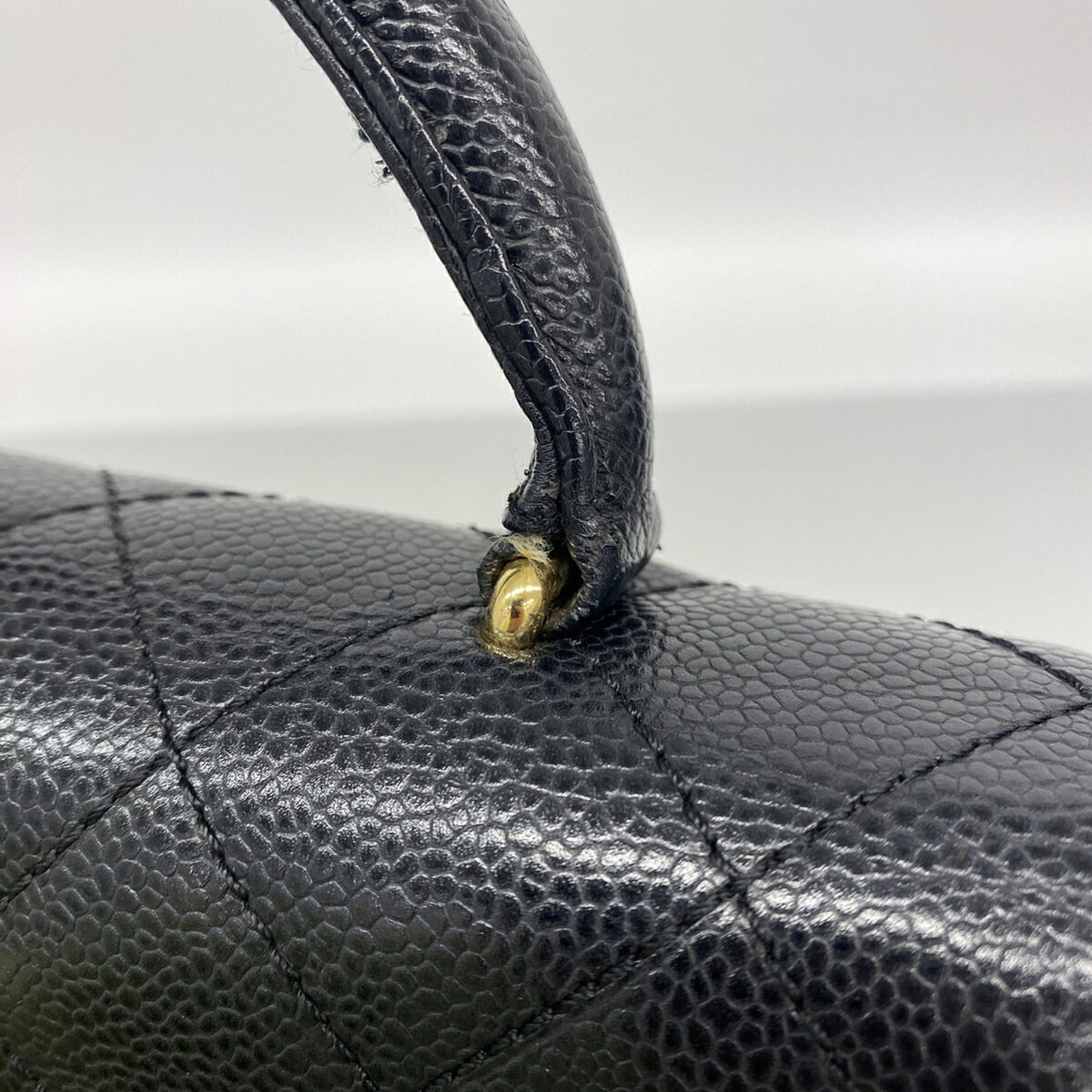 Chanel Black Grained Calfskin Handbag (Pre-Owned)