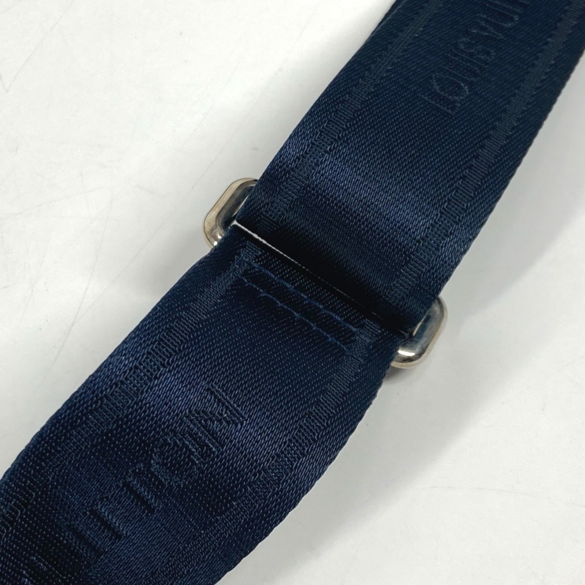 Louis Vuitton Boreal Navy Taiga Leather Shoulder Bag (Pre-Owned)