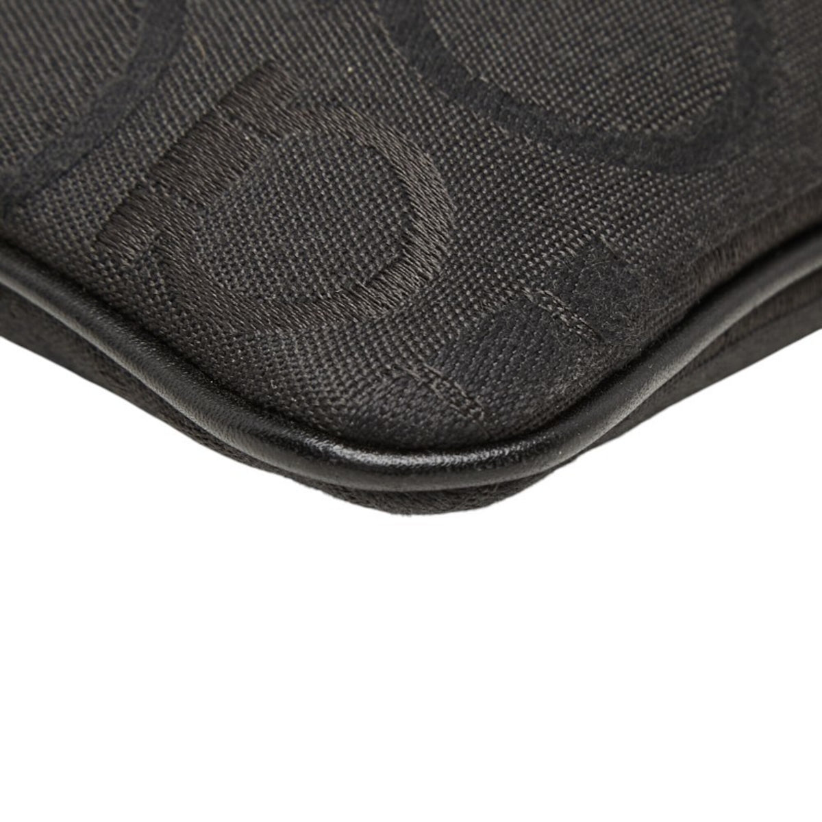 Salvatore Ferragamo Gancini Black Canvas Leather Shoulder Bag (Pre-Owned)