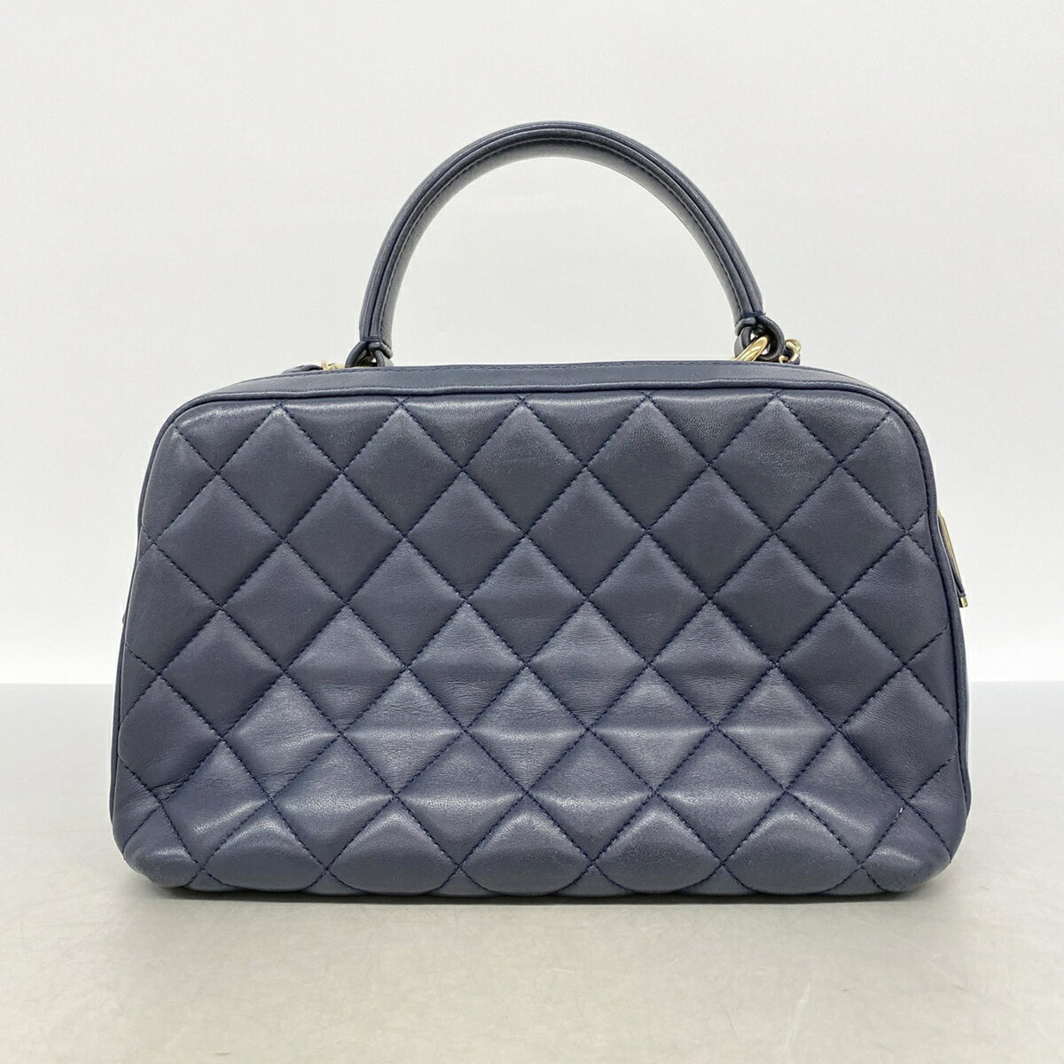 Chanel Navy Leather Handbag (Pre-Owned)