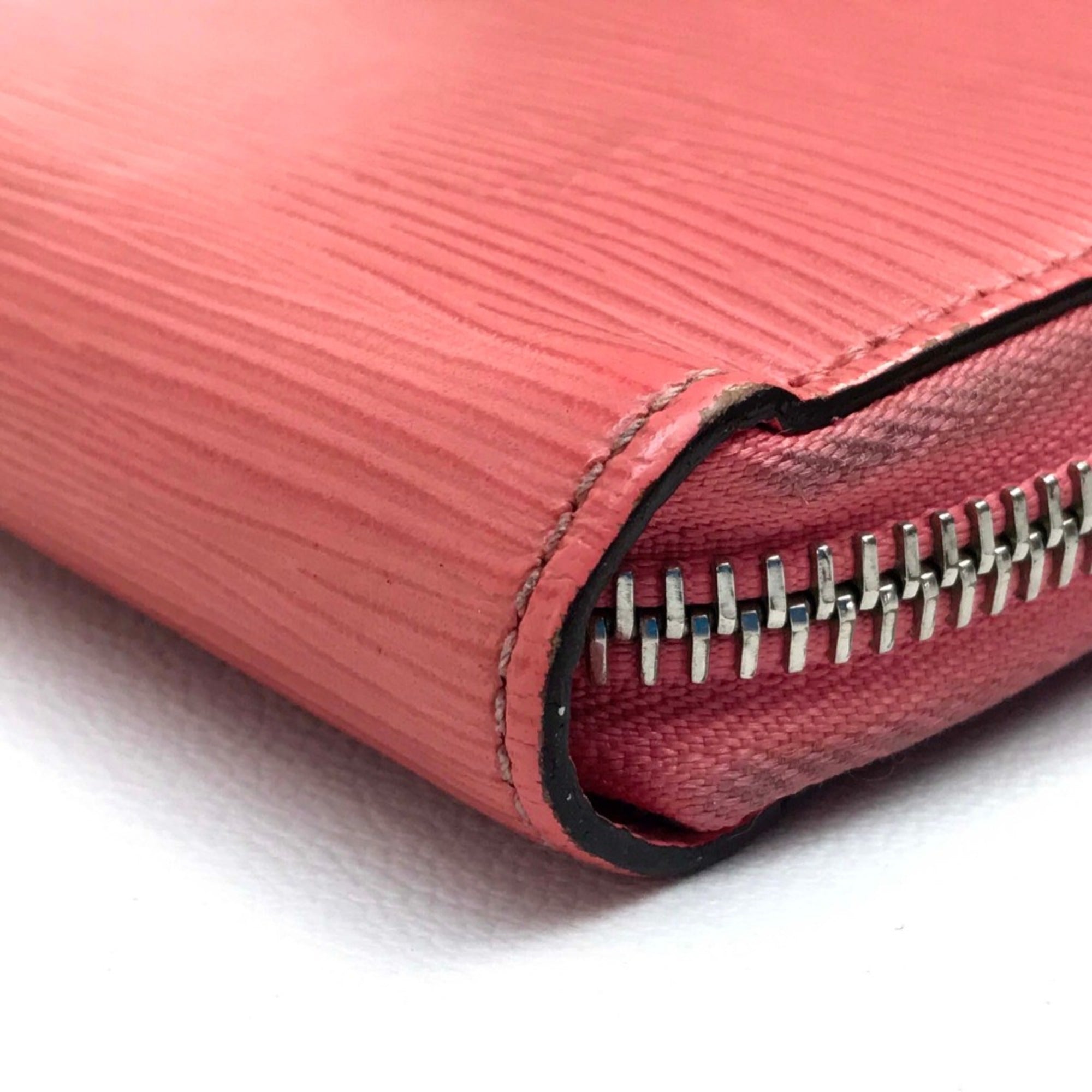 Louis Vuitton Pink Leather Long Wallet (Bi-Fold) (Pre-Owned)