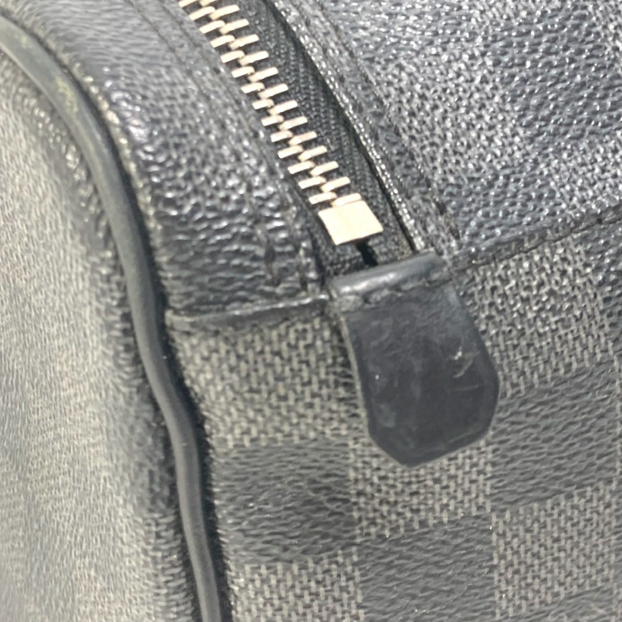Louis Vuitton Damier Graphite Black Galle Damier Graphite Clutch Bag Pouch (Pre-Owned)