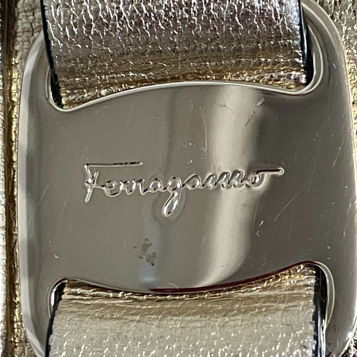 Salvatore Ferragamo Gold Shoulder Bag (Pre-Owned)