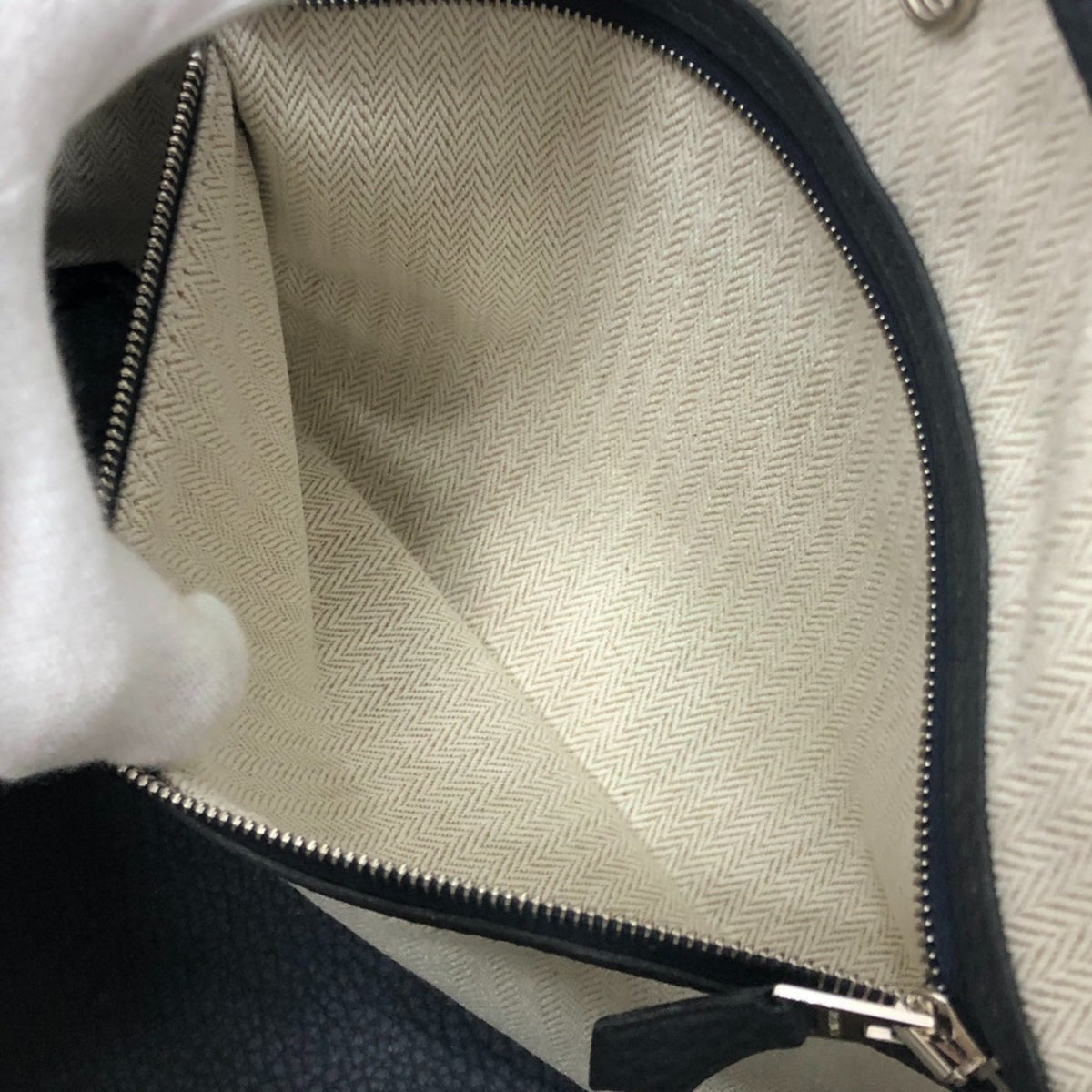 Hermes Black Negonda Leather Handbag (Pre-Owned)
