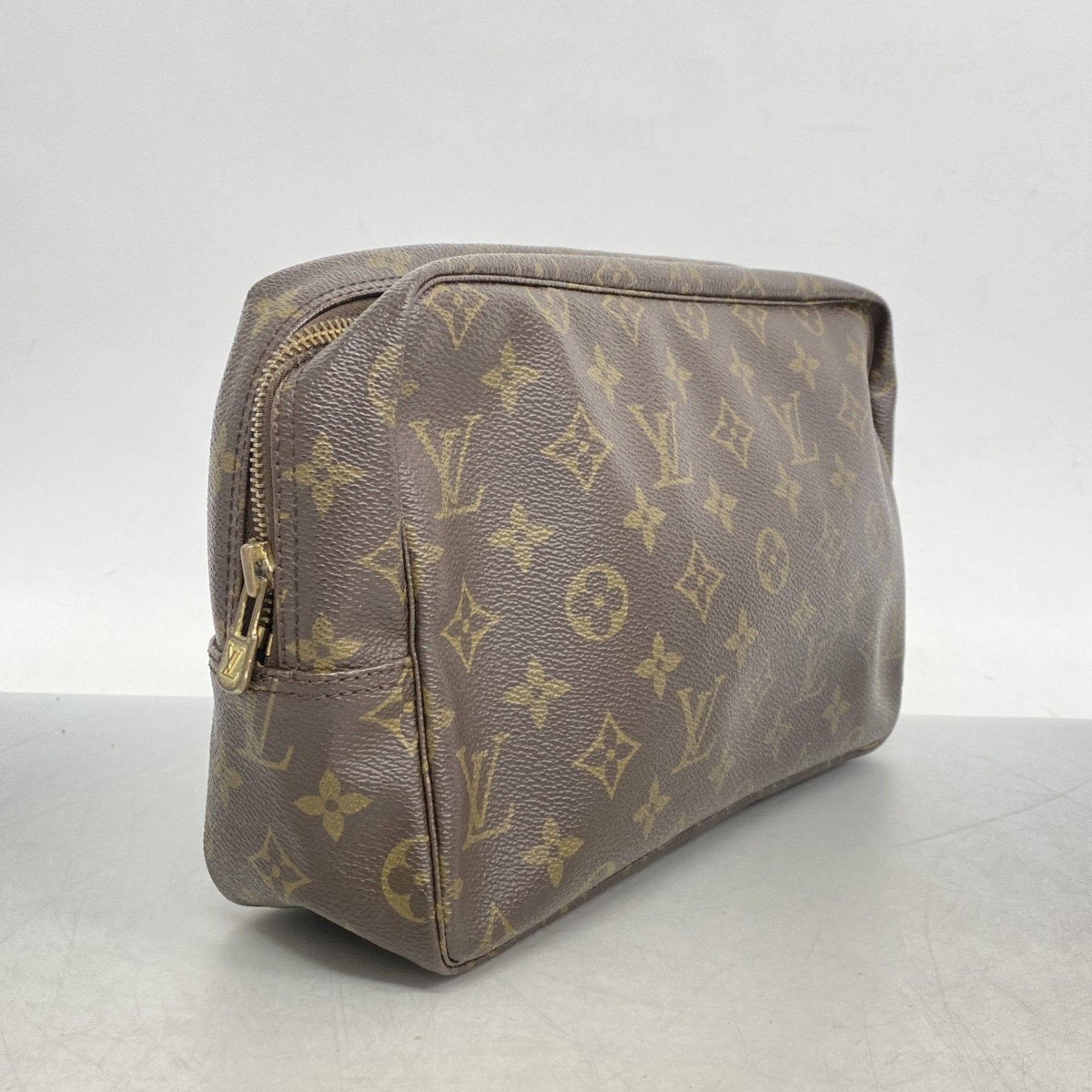 Louis Vuitton Brown Pouch (Pre-Owned)
