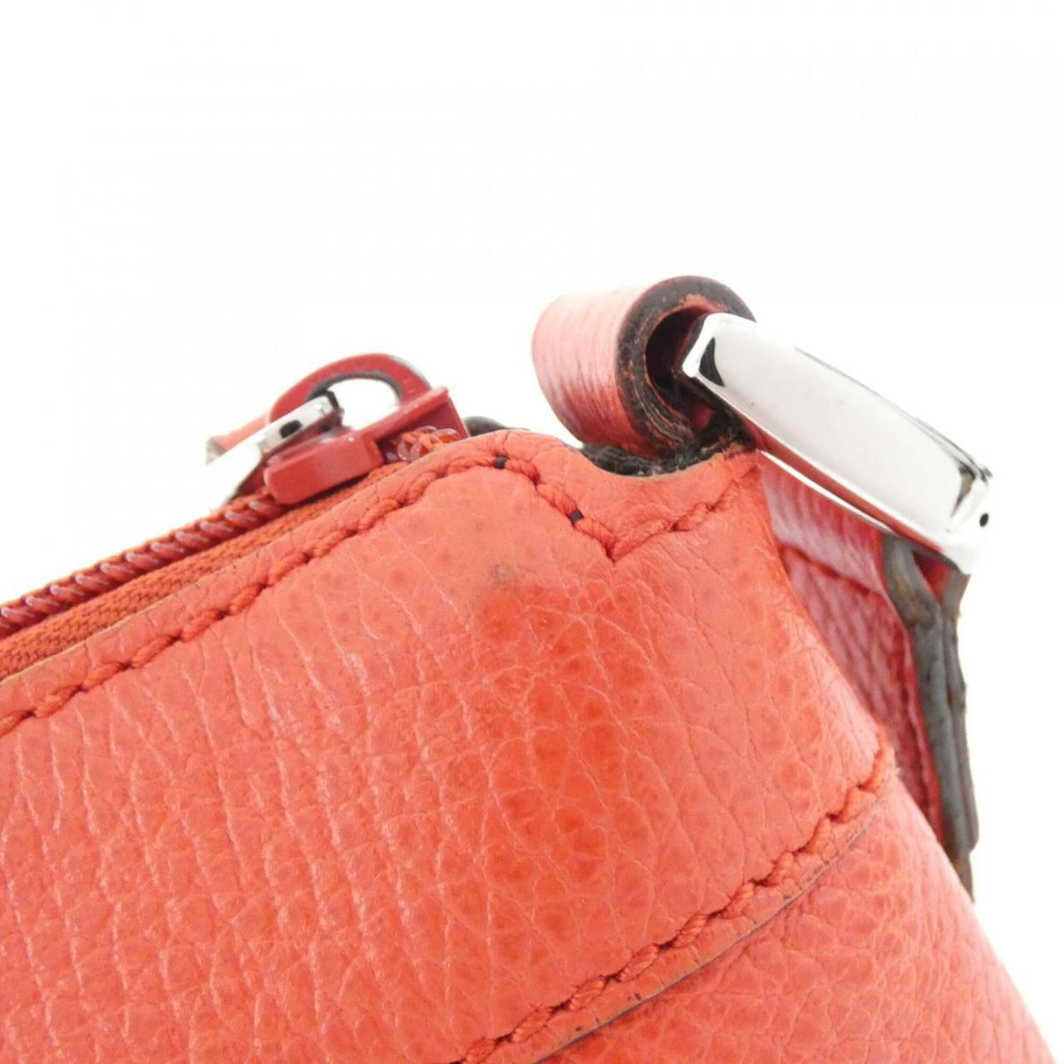 Gucci Red Color Leather Shoulder Bag (Pre-Owned)