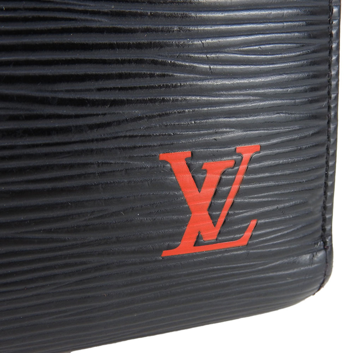 Louis Vuitton Black Red Color White Epi Leather Long Wallet (Bi-Fold) (Pre-Owned)