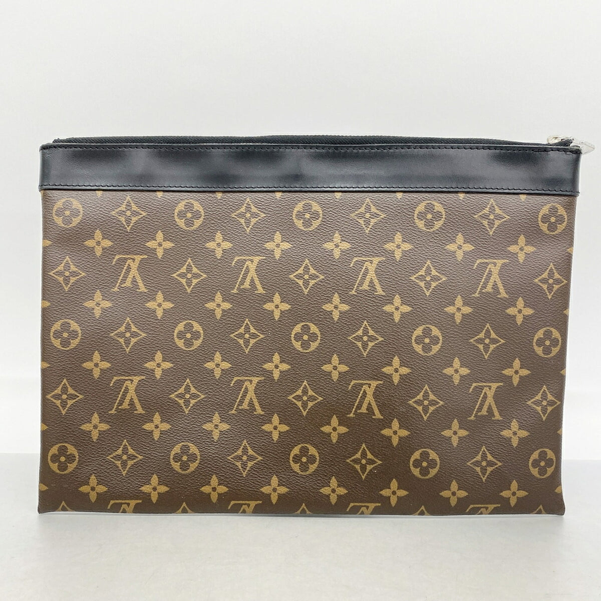 Louis Vuitton Black Brown Clutch Bag (Pre-Owned)