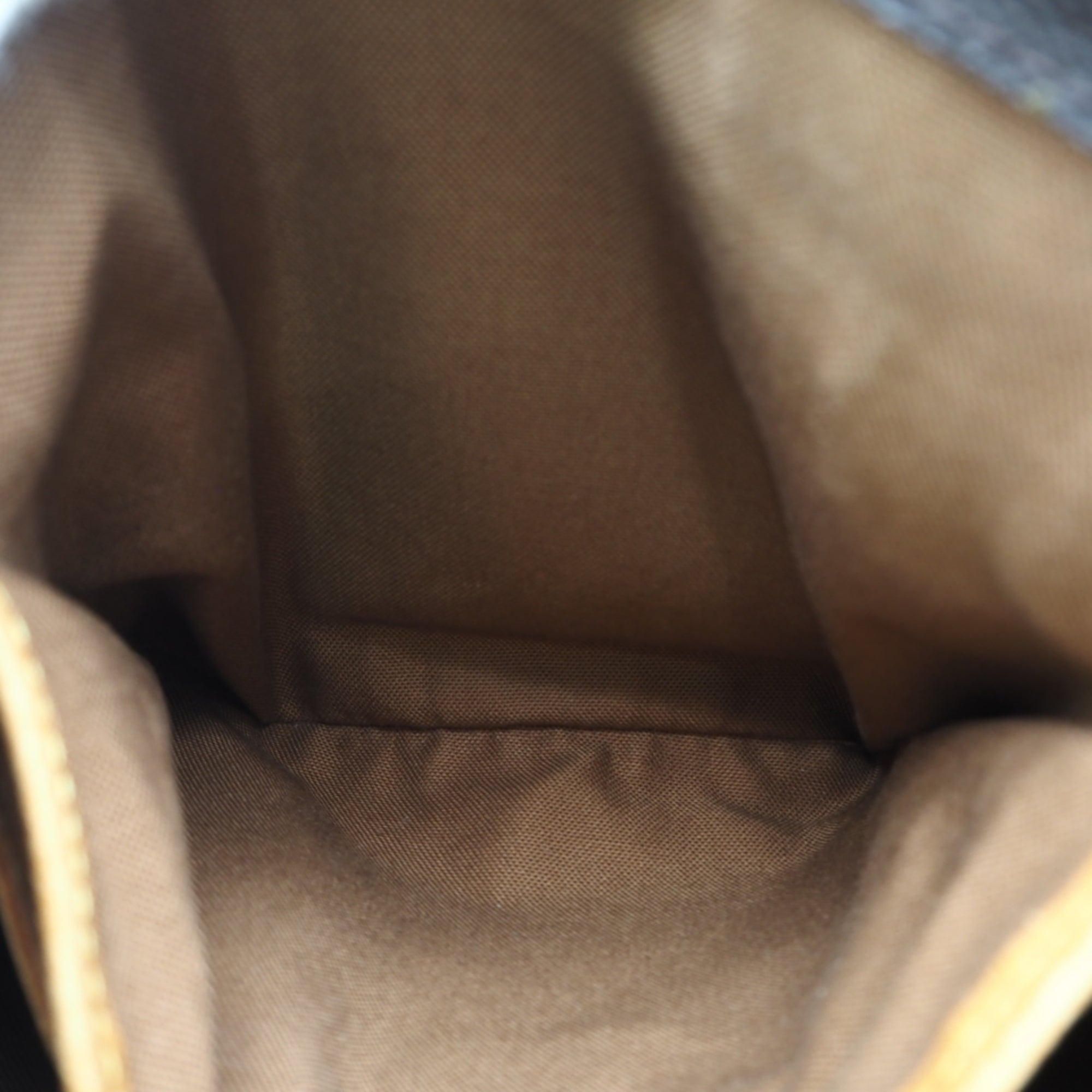 Louis Vuitton Monogram Beige Brown Coated Canvas Leather Handbag (Pre-Owned)