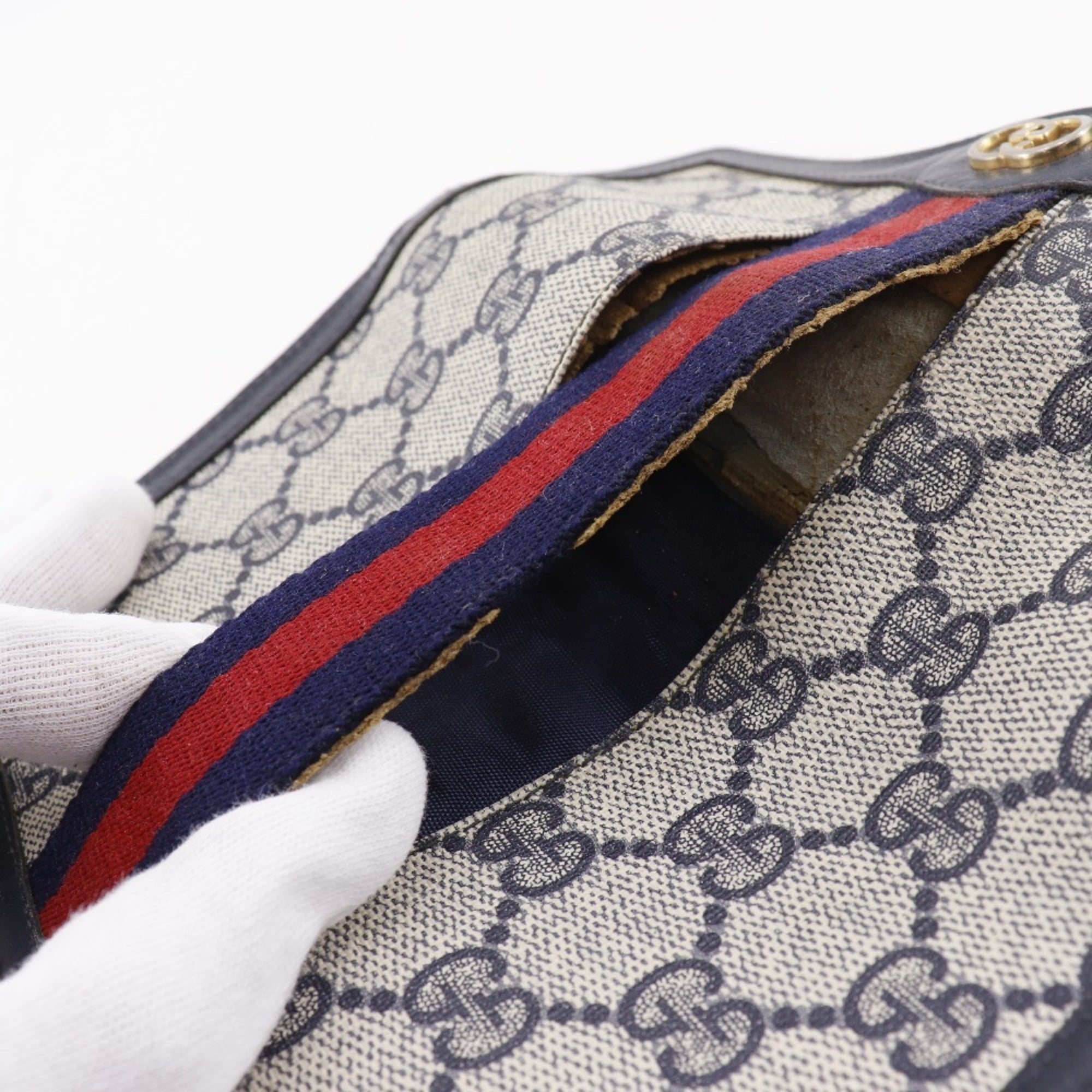 Gucci Navy Gg Supreme Pouch (Pre-Owned)